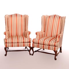 Paire de chaises de cheminée Wingback rembourrées par Southwood, Hickory, NC, 20ème