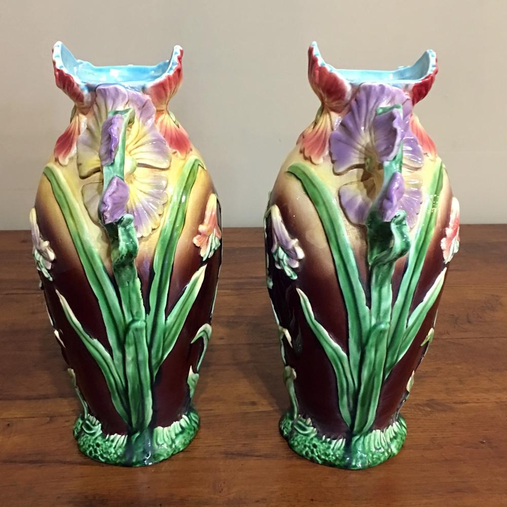 Pair of Vases, Antique French Art Nouveau Barbotine In Good Condition In Dallas, TX