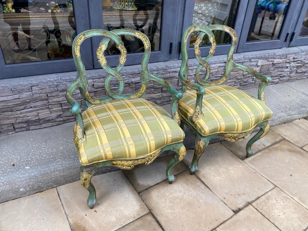 Pair of Venetian Chinoiserie Polychrome Armchairs For Sale 1