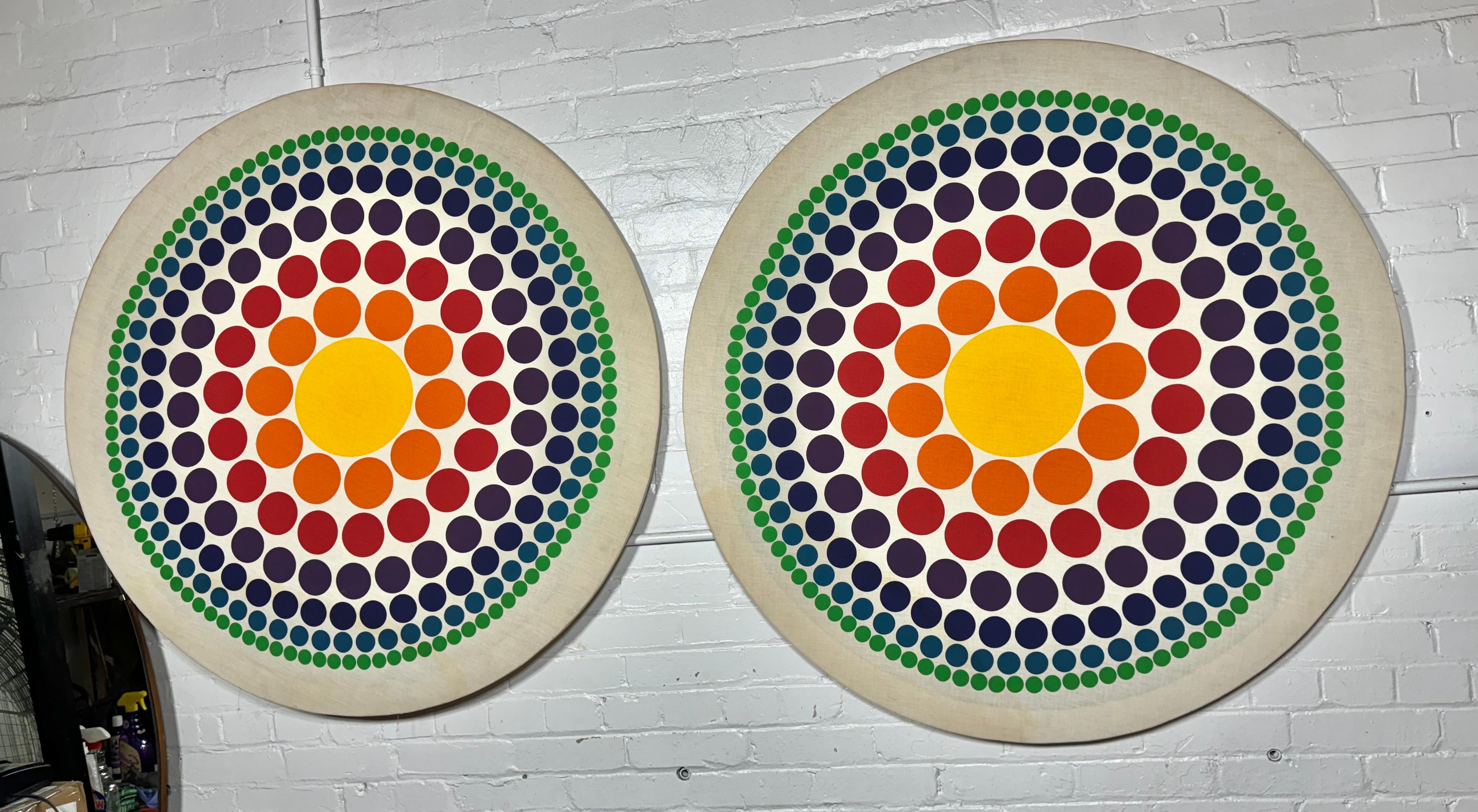 Paar Verner Panton „Circle“ Raumteilerdrucke auf Stoff / SPACE AGE POP ART (Space Age) im Angebot