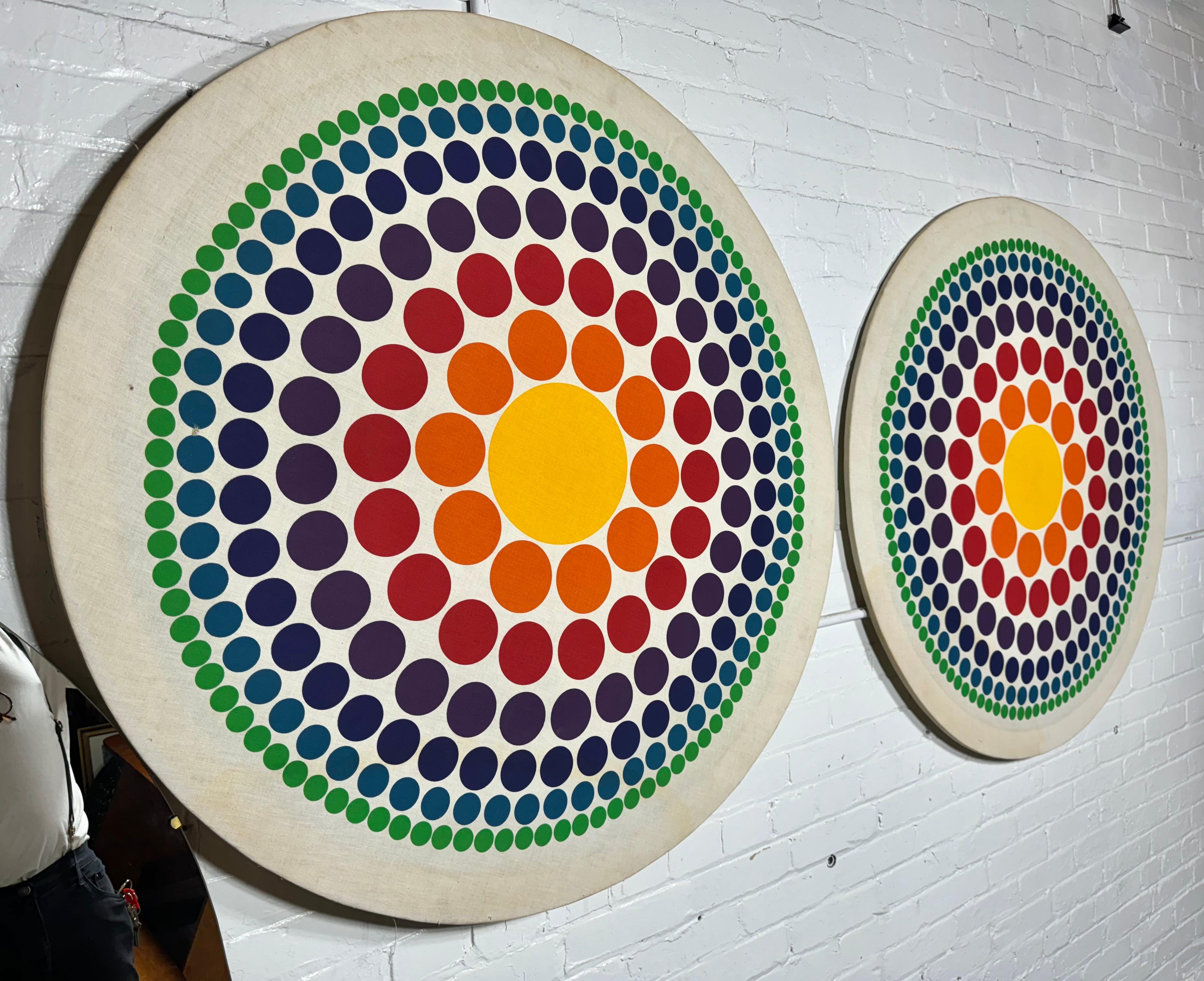 Paar Verner Panton „Circle“ Raumteilerdrucke auf Stoff / SPACE AGE POP ART im Zustand „Gut“ im Angebot in Buffalo, NY