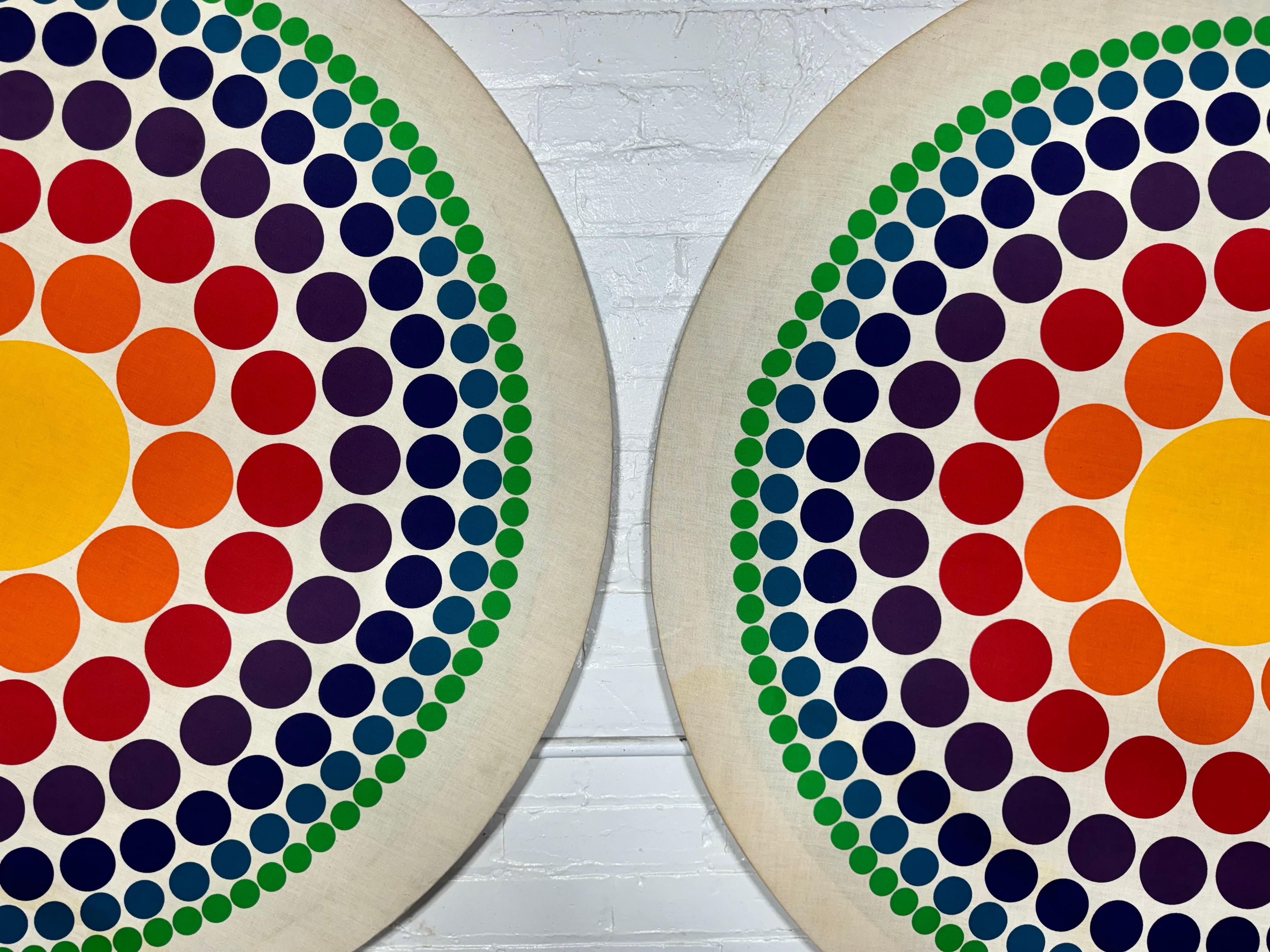 Paar Verner Panton „Circle“ Raumteilerdrucke auf Stoff / SPACE AGE POP ART (Mitte des 20. Jahrhunderts) im Angebot