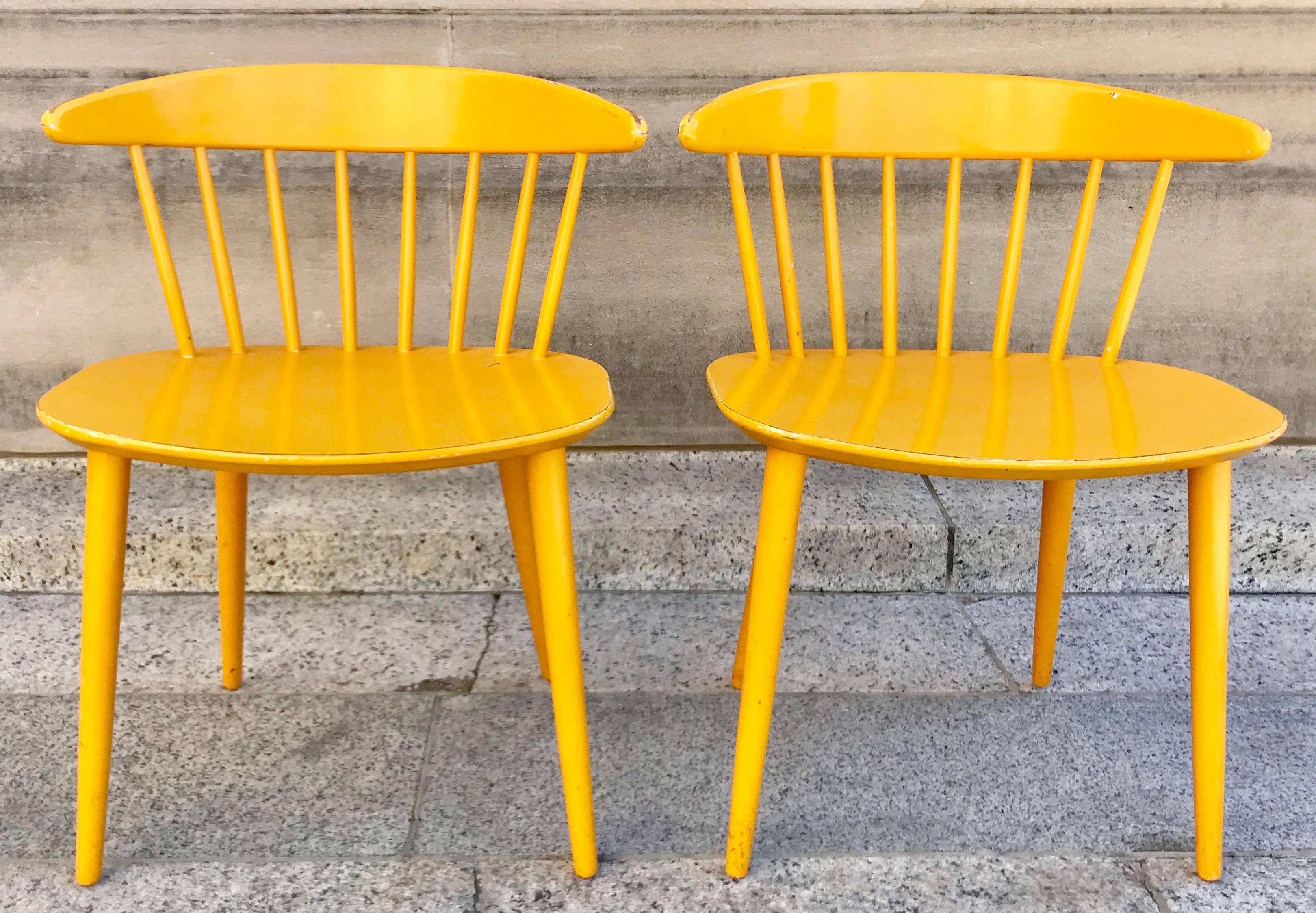 Pair Vibrant 1950s Ejvind Johansson Painted Yellow Danish Modern Painted Chairs In Excellent Condition In Washington, DC