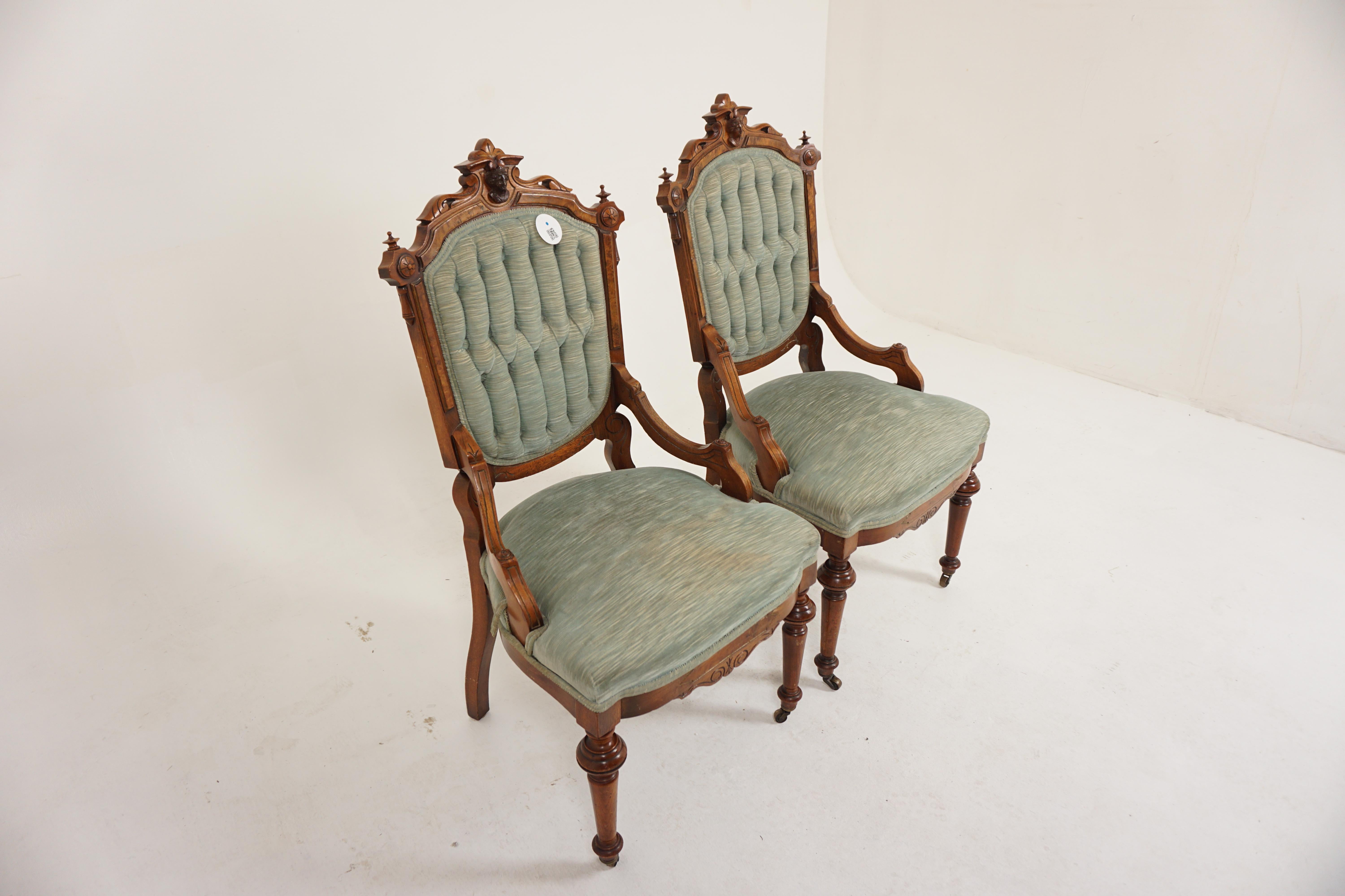 Pair Vic. Walnut Upholstered East Lake Parlour/Side Chairs, American 1880 In Good Condition For Sale In Vancouver, BC
