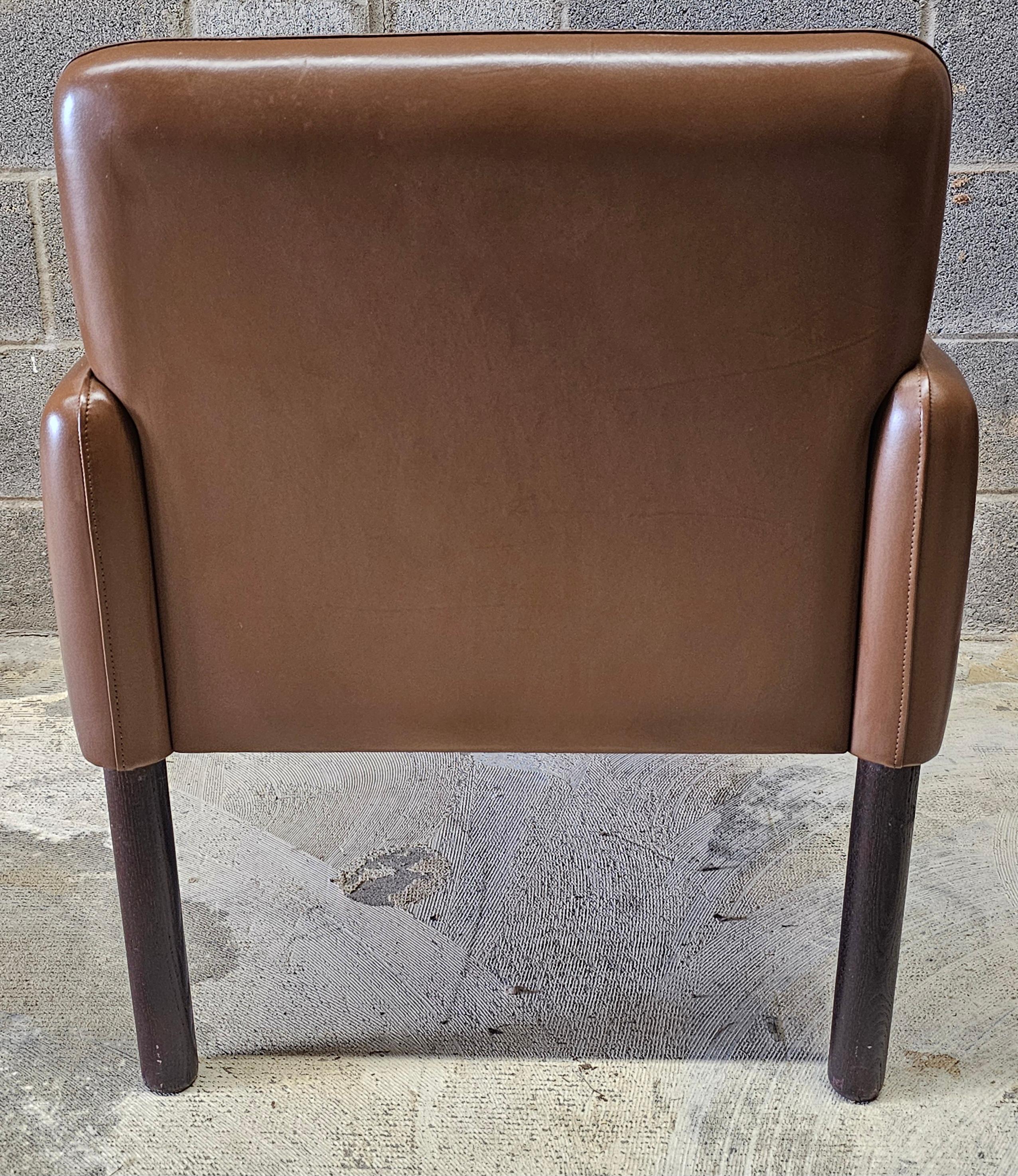Paar Vico Magistretti für Cassina Modell 896 Full Grain Leder Sessel im Angebot 1