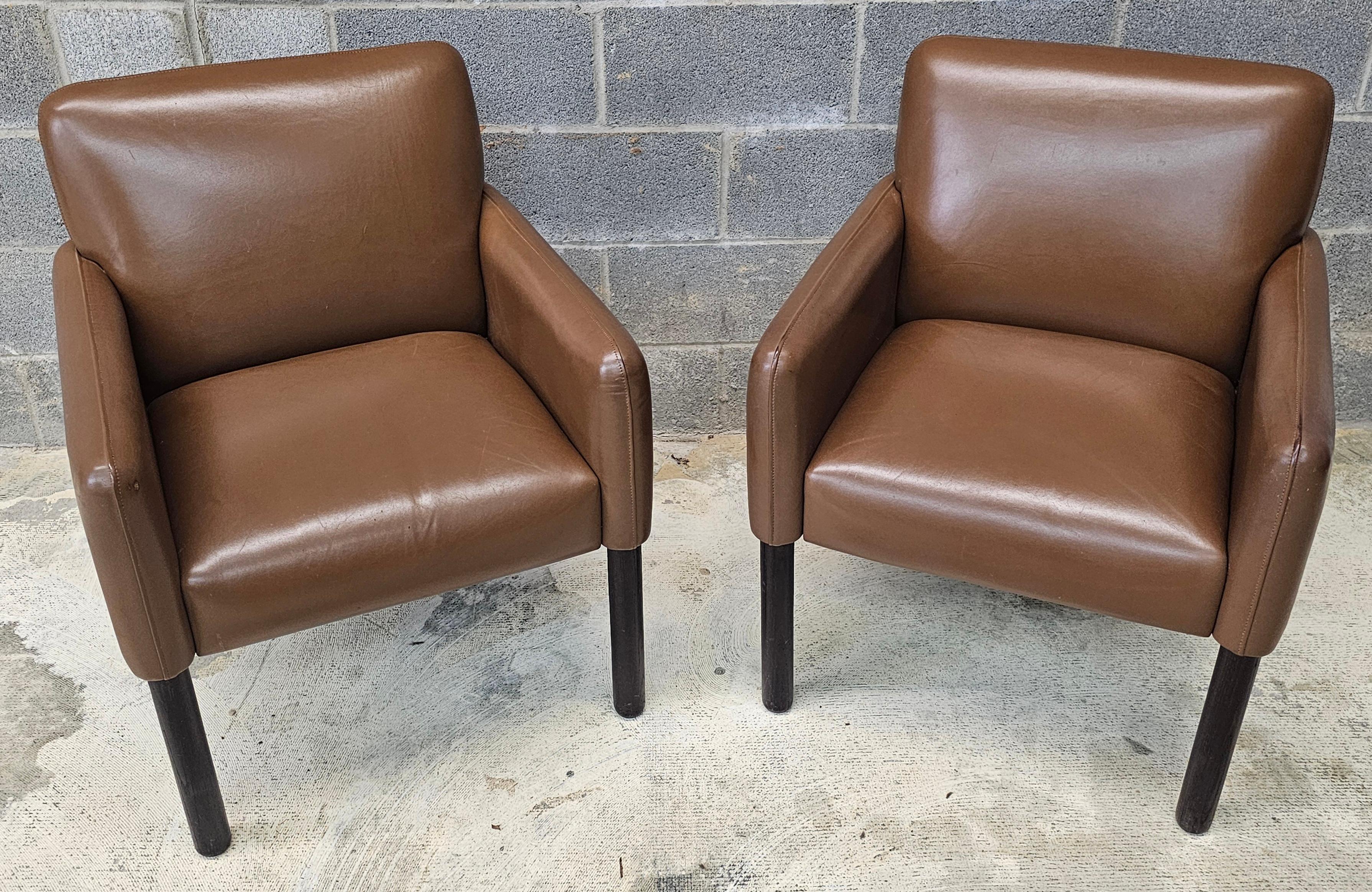 Paar Vico Magistretti für Cassina Modell 896 Full Grain Leder Sessel im Angebot 4