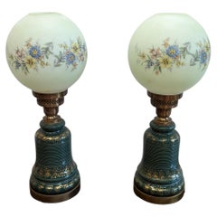 Pareja de Lámparas de Mesa Victorianas Pantoneadas a Mano