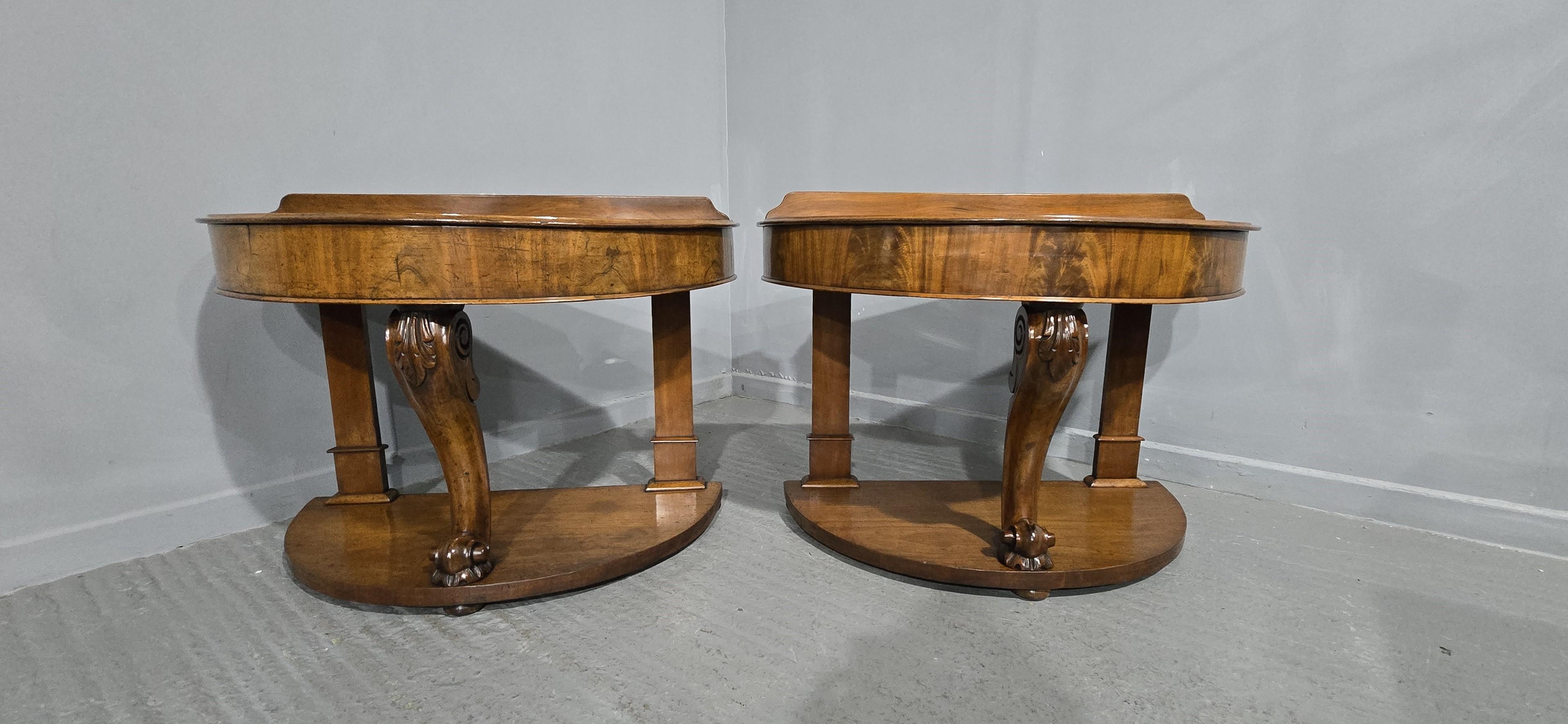 Pair Victorian Mahogany Console Tables Victoriano en venta