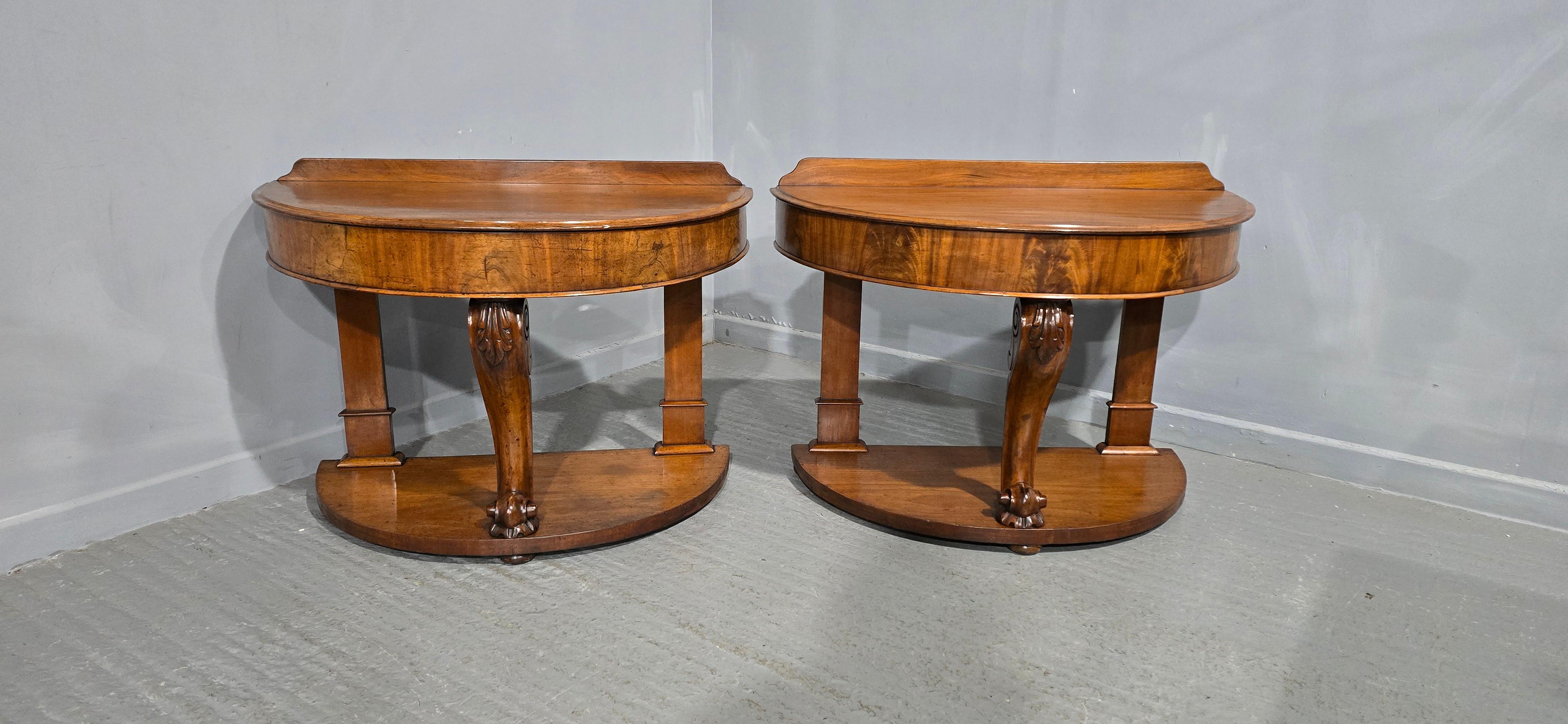 Pair Victorian Mahogany Console Tables en venta 2