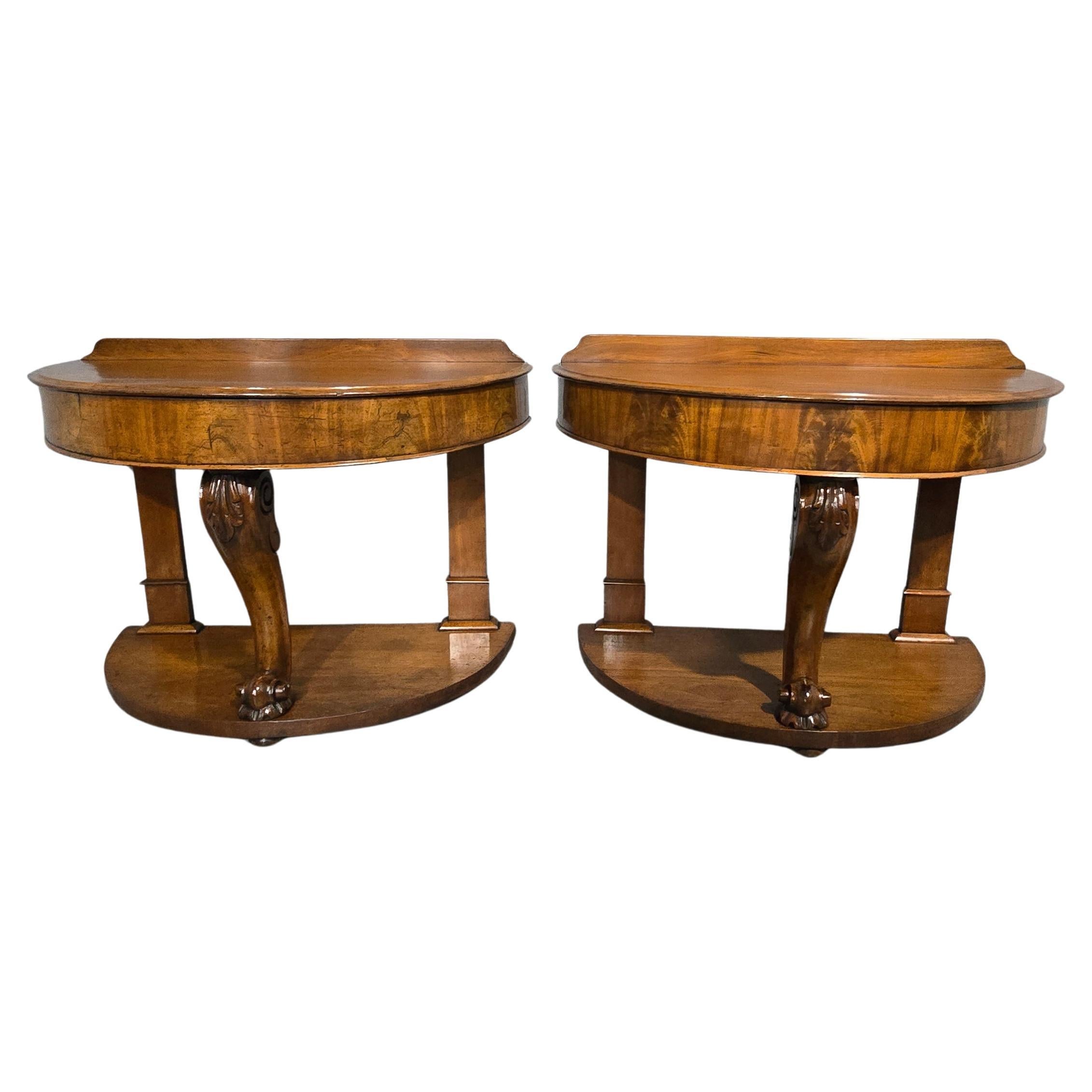 Pair Victorian Mahogany Console Tables en venta