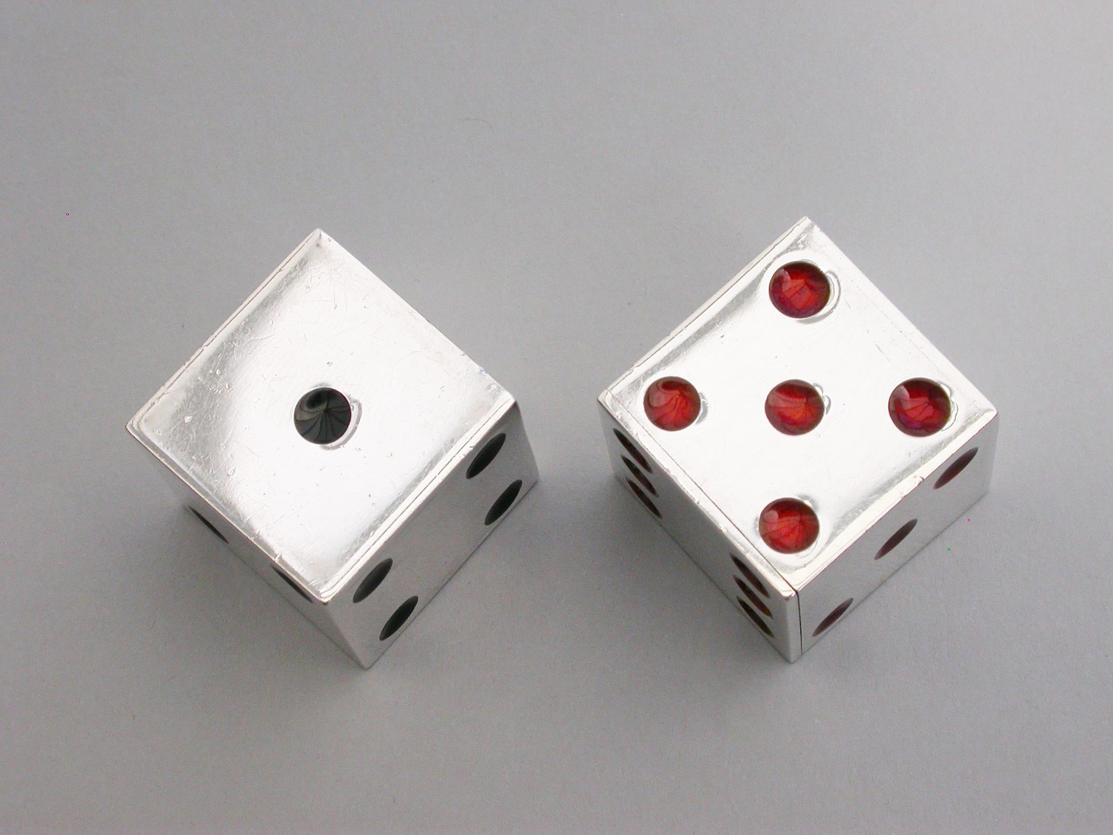 Pair of Victorian Novelty Scottish Silver and Enamel Dice Peppers Edinburgh 1907 For Sale 1
