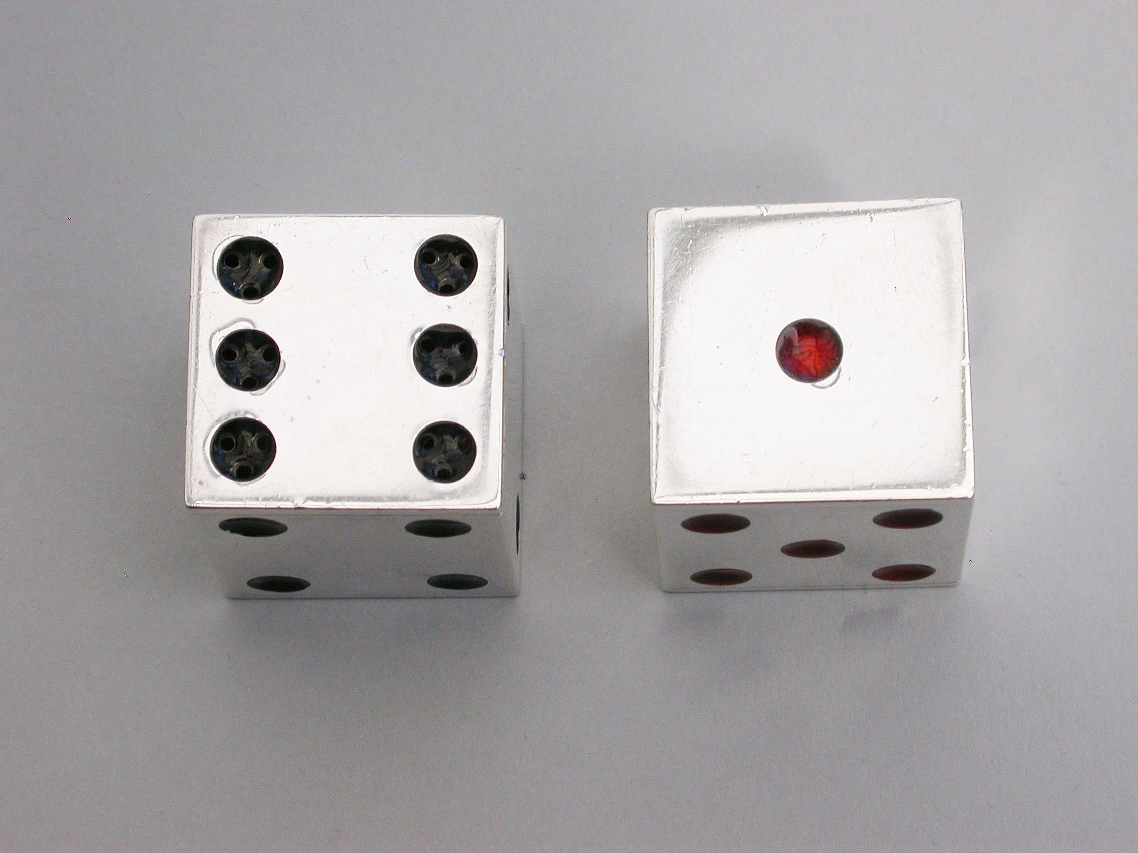 Pair of Victorian Novelty Scottish Silver and Enamel Dice Peppers Edinburgh 1907 For Sale 2