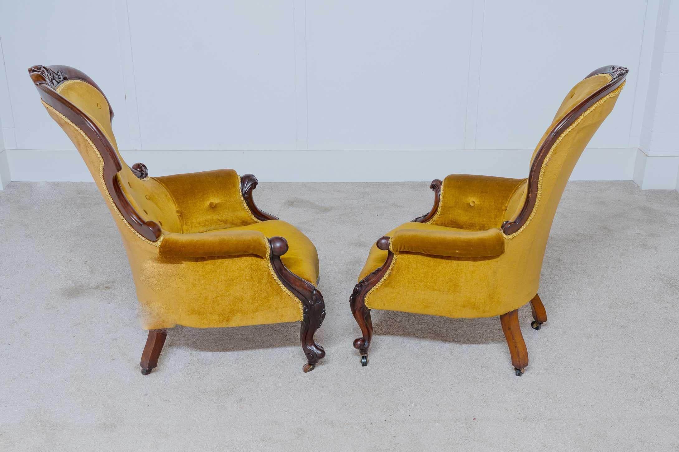Gorgeous pair of Victorian arm chairs with distinctive balloon backs
Circa 1880 on this classic pair of Victorian saloon chairs
Would be a his and hers set as one design is slighly different
Very comfortable with cushioned arms, sides, seat and