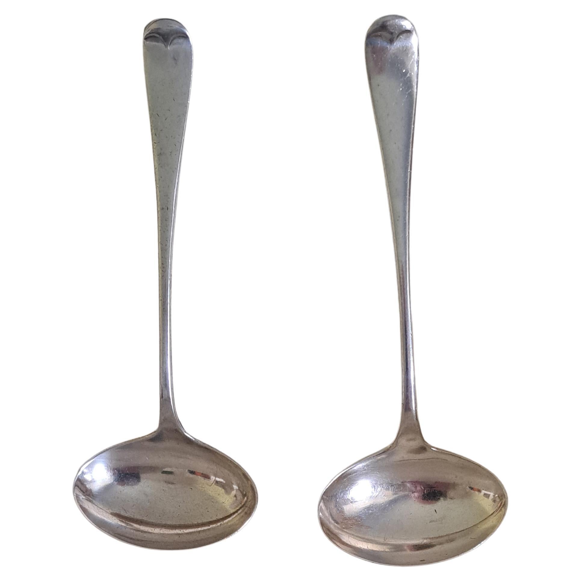 par de cucharones victorianos  por john round & son ltd en venta