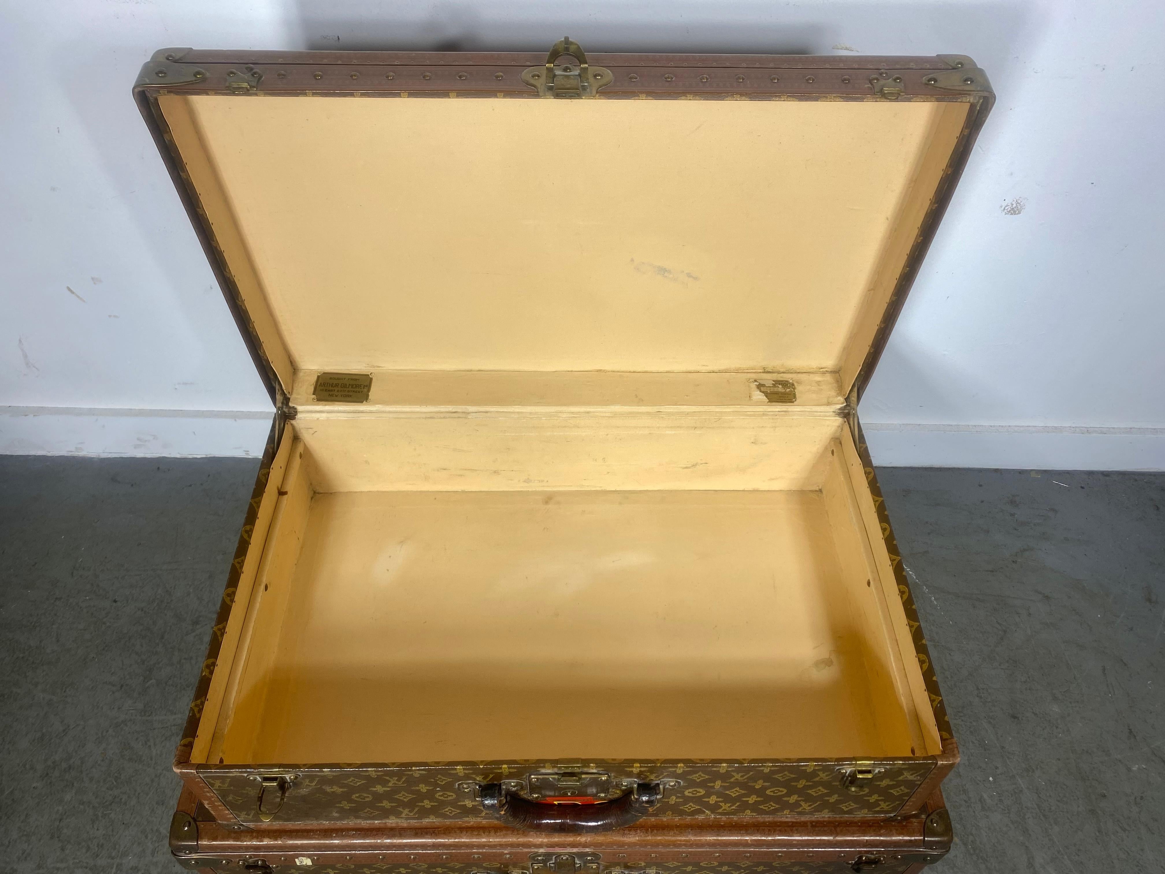 Art déco Paire de bagages Louis Vuitton Alzer 80 et 70 monogrammes des années 1920 et 1930  en vente