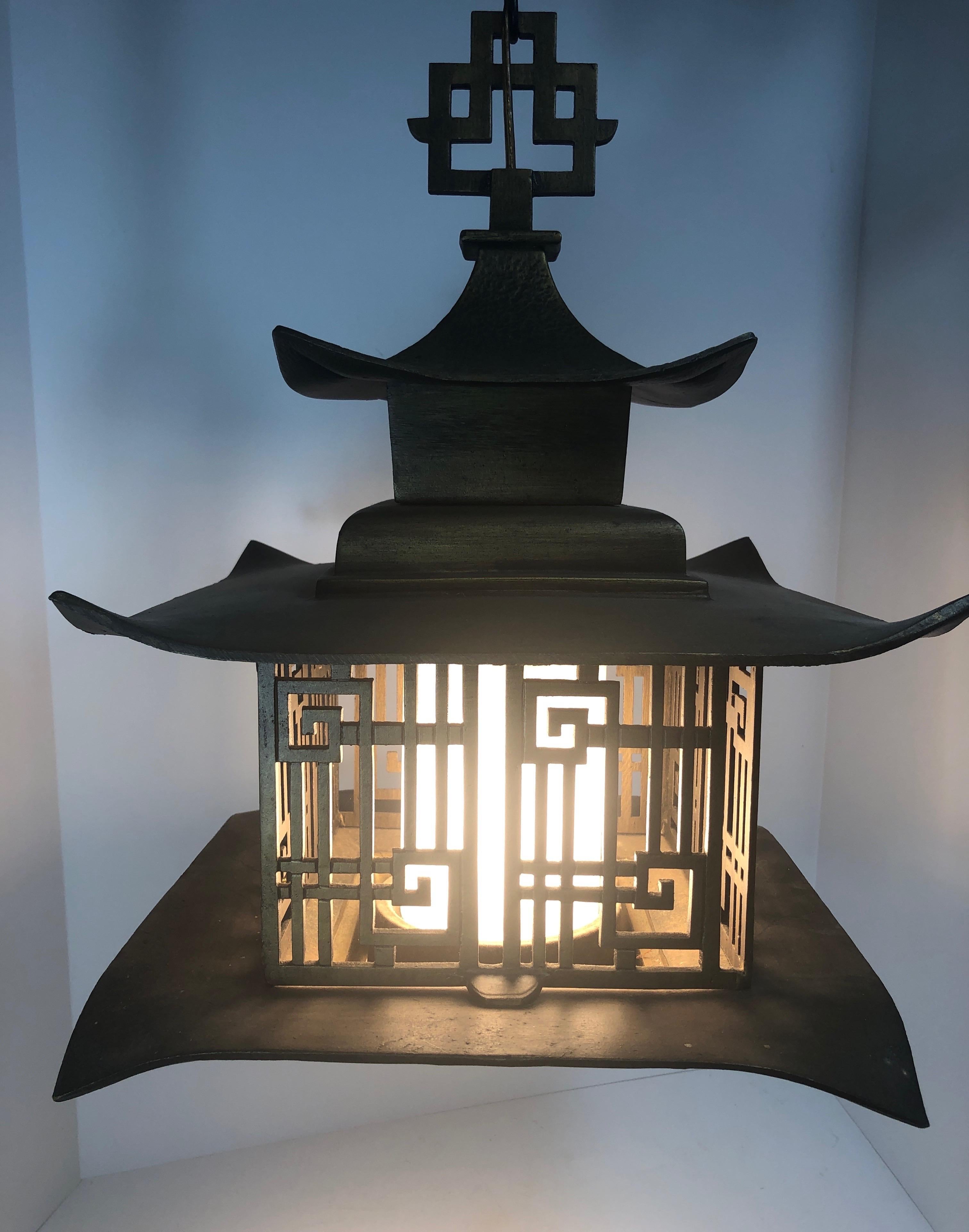 Pair of Vintage 1960s Chinese Pagoda Lantern Chandeliers 6