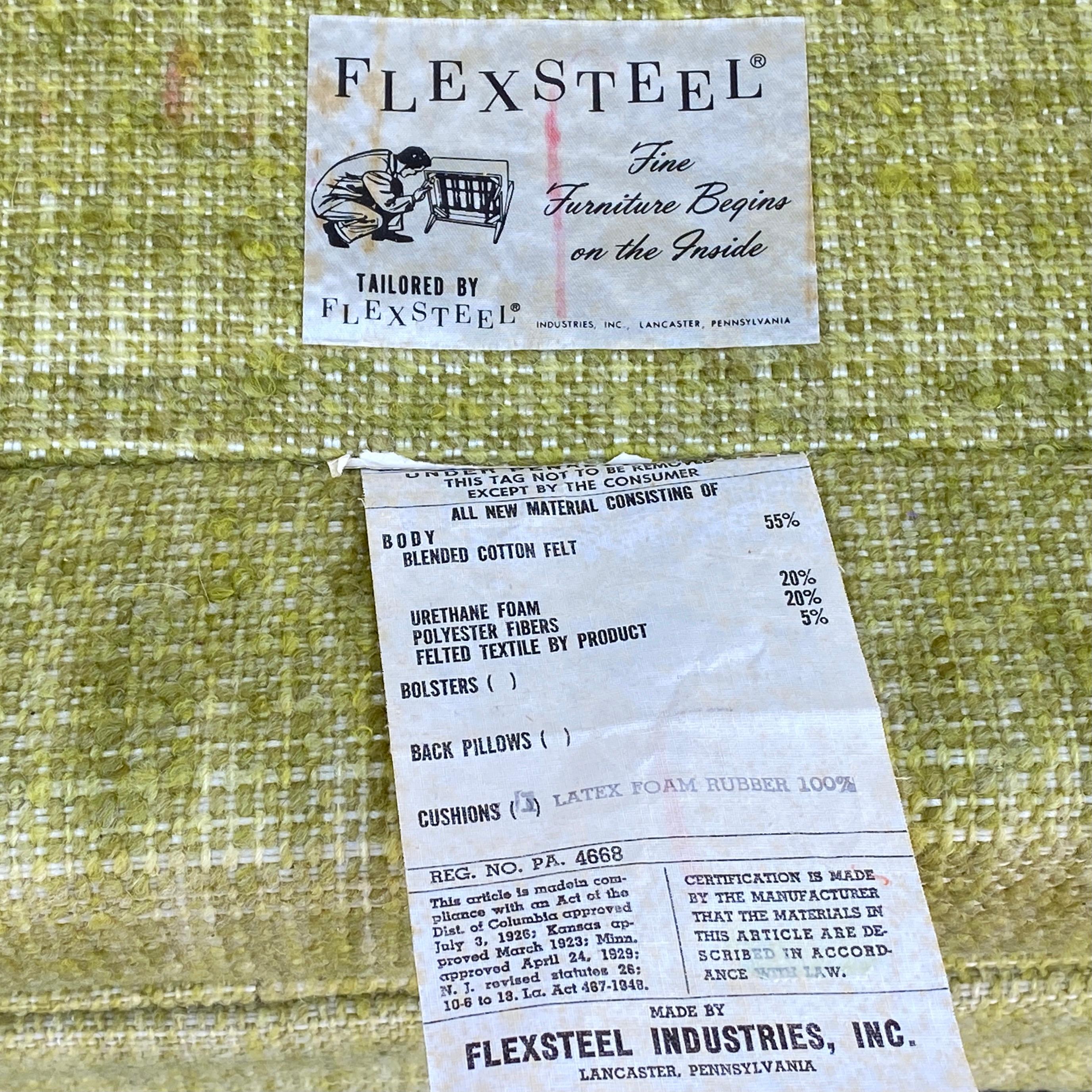 Paar Flexsteel-Loungesessel in Grün, 1970er Jahre, Vintage im Zustand „Gut“ im Angebot in West Chester, PA