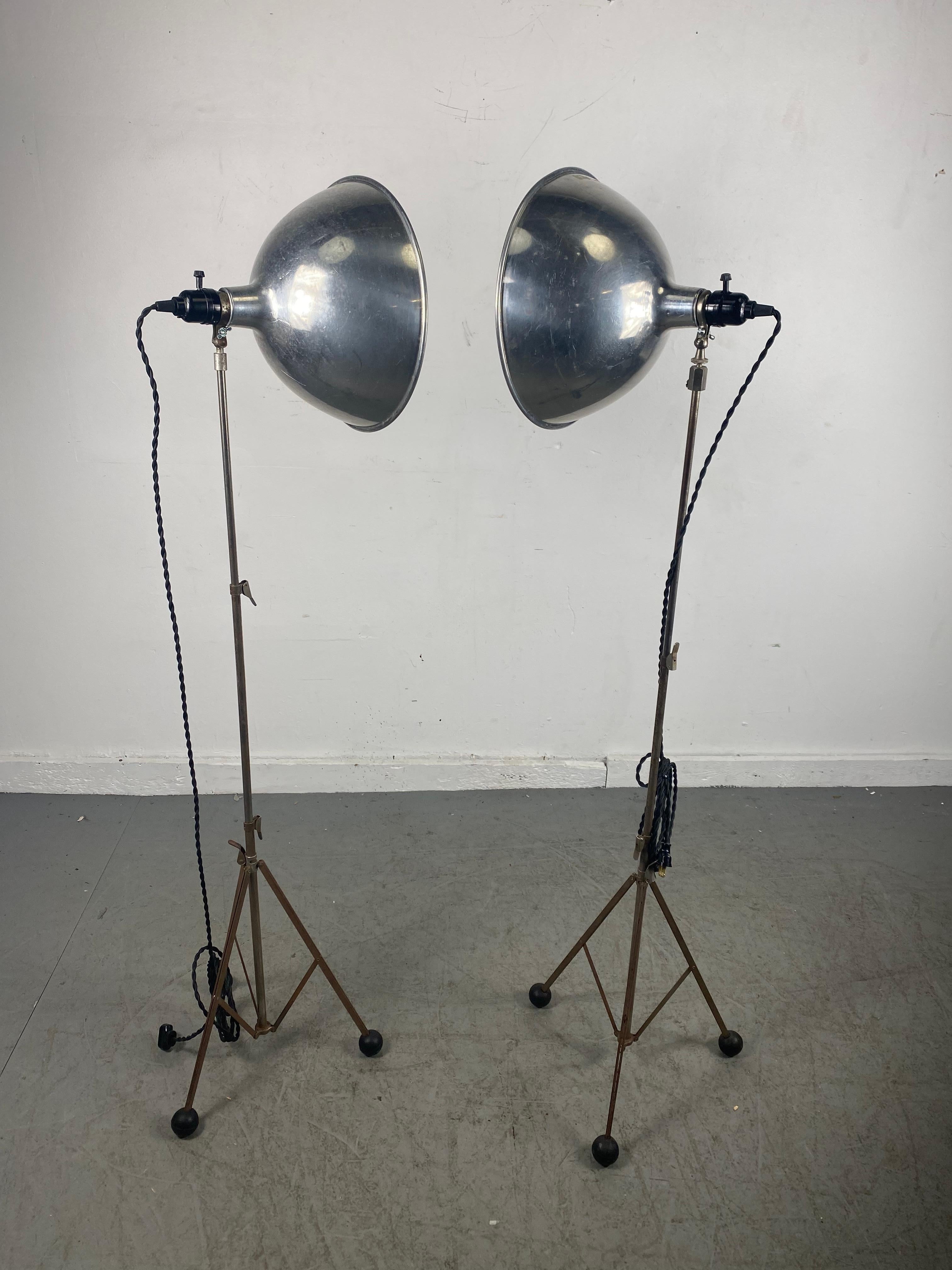 Pair Vintage Adjustable Height Photo Lamps, Industrial, Atomic Tri-Pod Base's For Sale 2