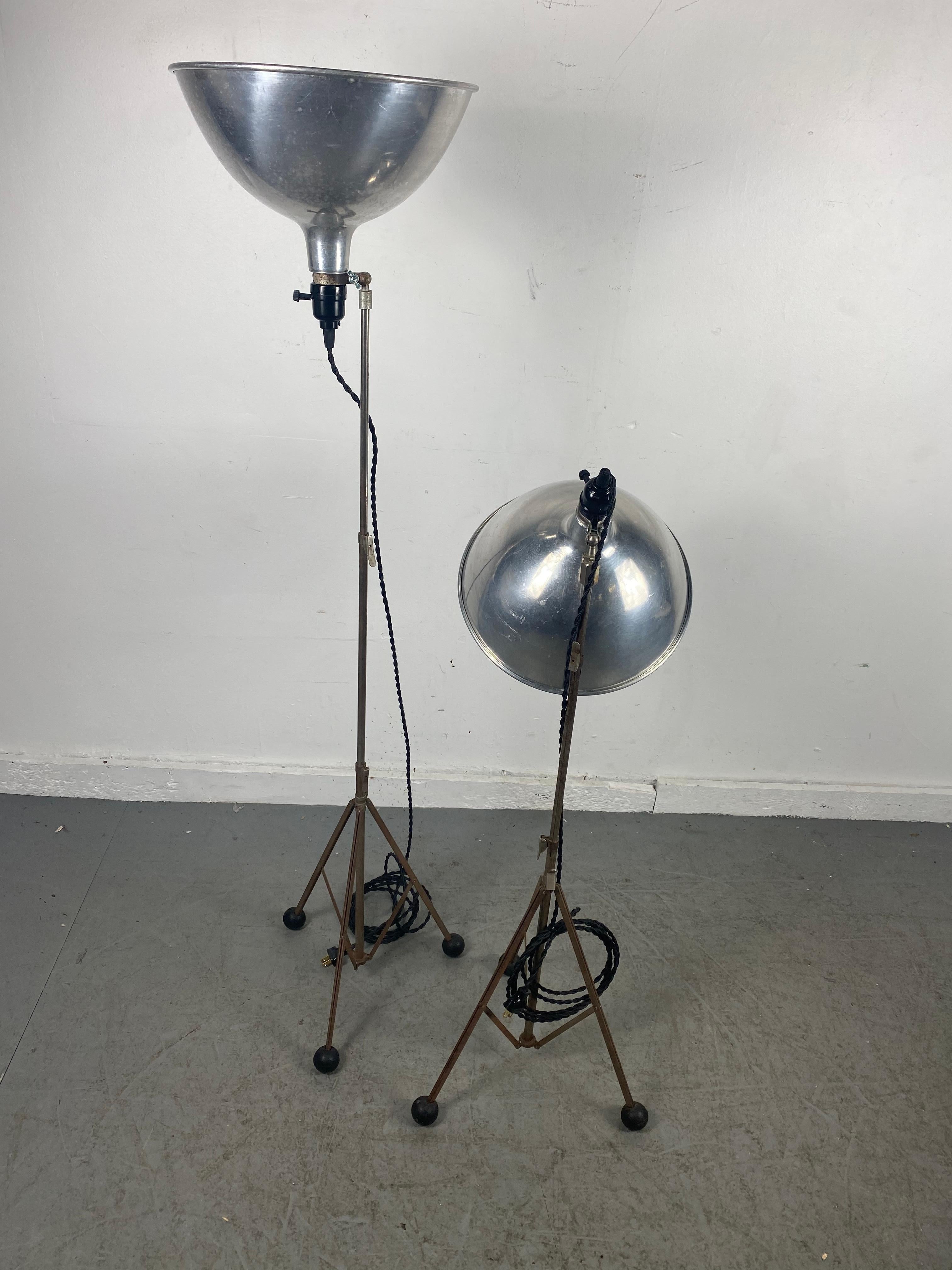 Pair Vintage Adjustable Height Photo Lamps, Industrial, Atomic Tri-Pod Base's In Good Condition For Sale In Buffalo, NY