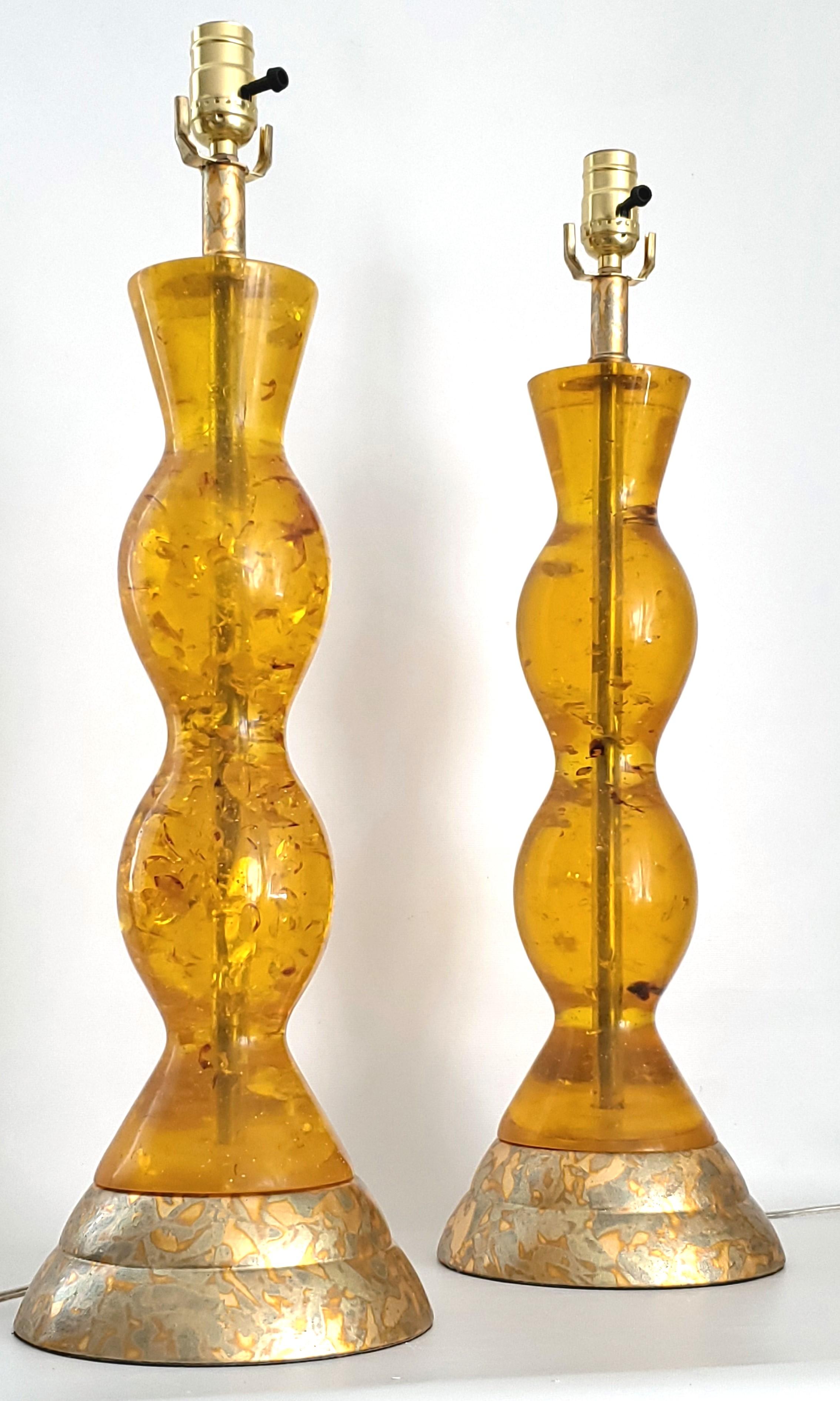 Pair Vintage Amber Colored Lucite Table Lamps with Gold Leaf Bases and Finials In Excellent Condition For Sale In Miami, FL