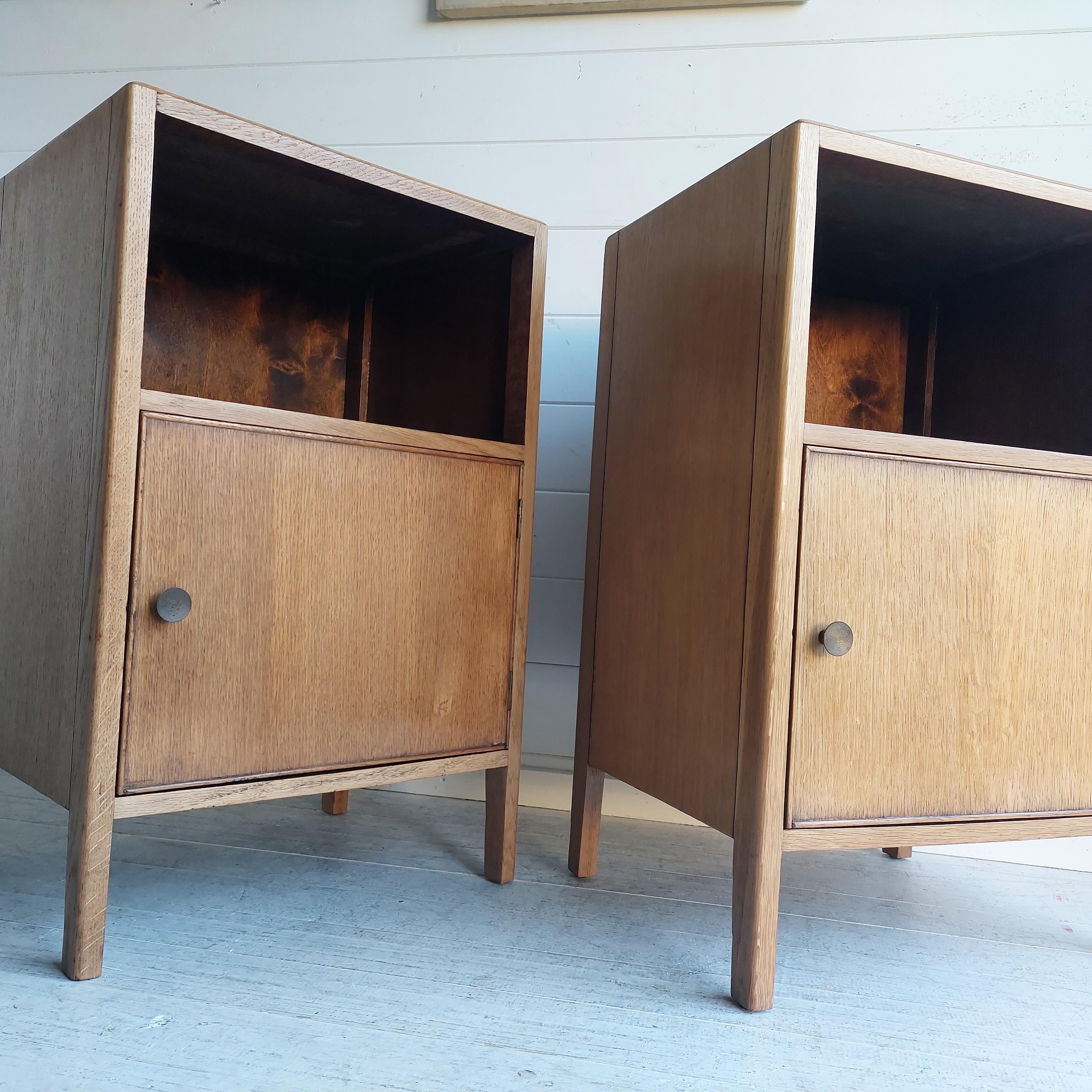 British Pair Vintage Art Deco Bedside Cabinets Tables By Utility Furniture, 1940s