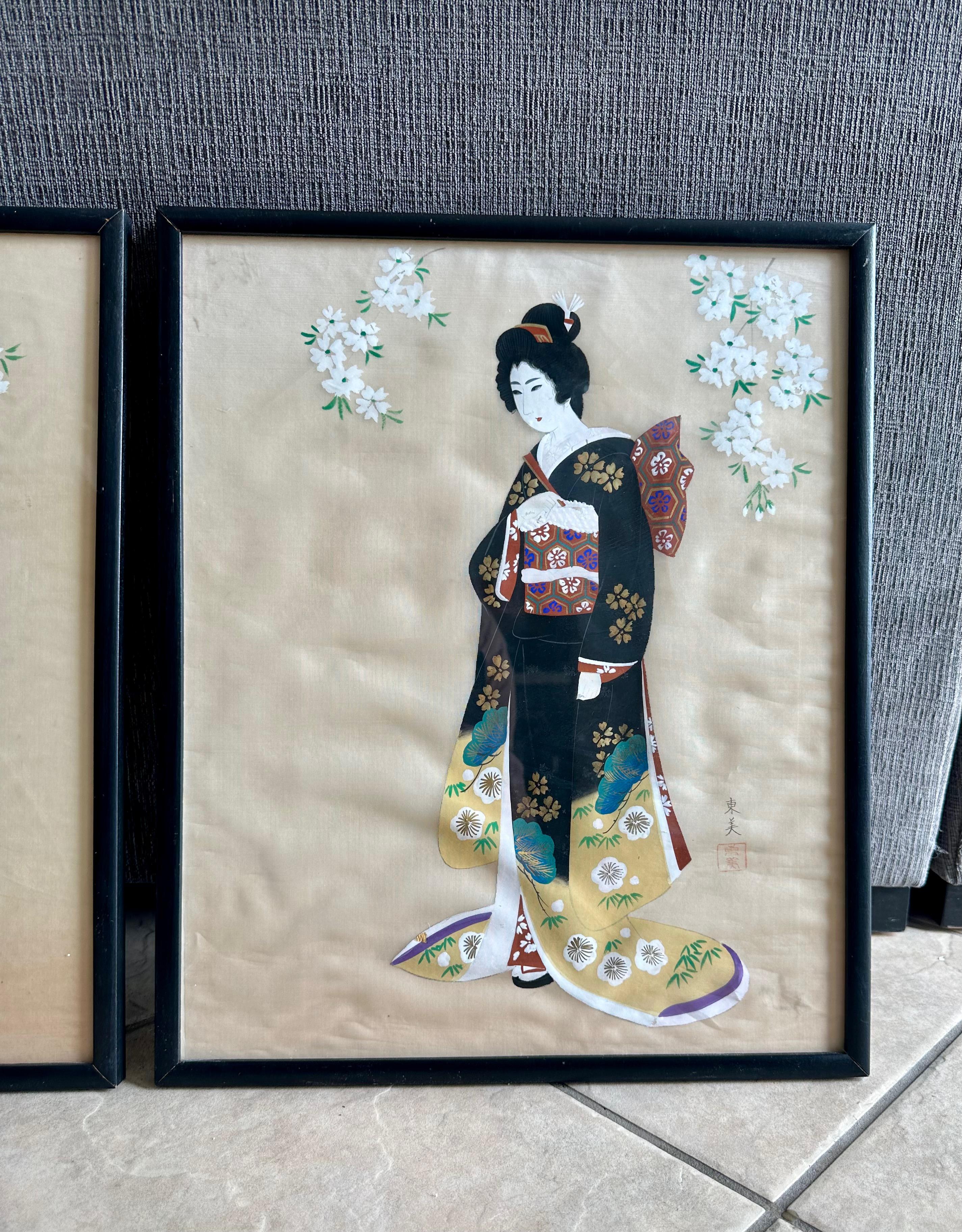 Coppia di dipinti asiatici giapponesi d'epoca con cornice in seta e acquerello In condizioni buone in vendita a Palm Springs, CA