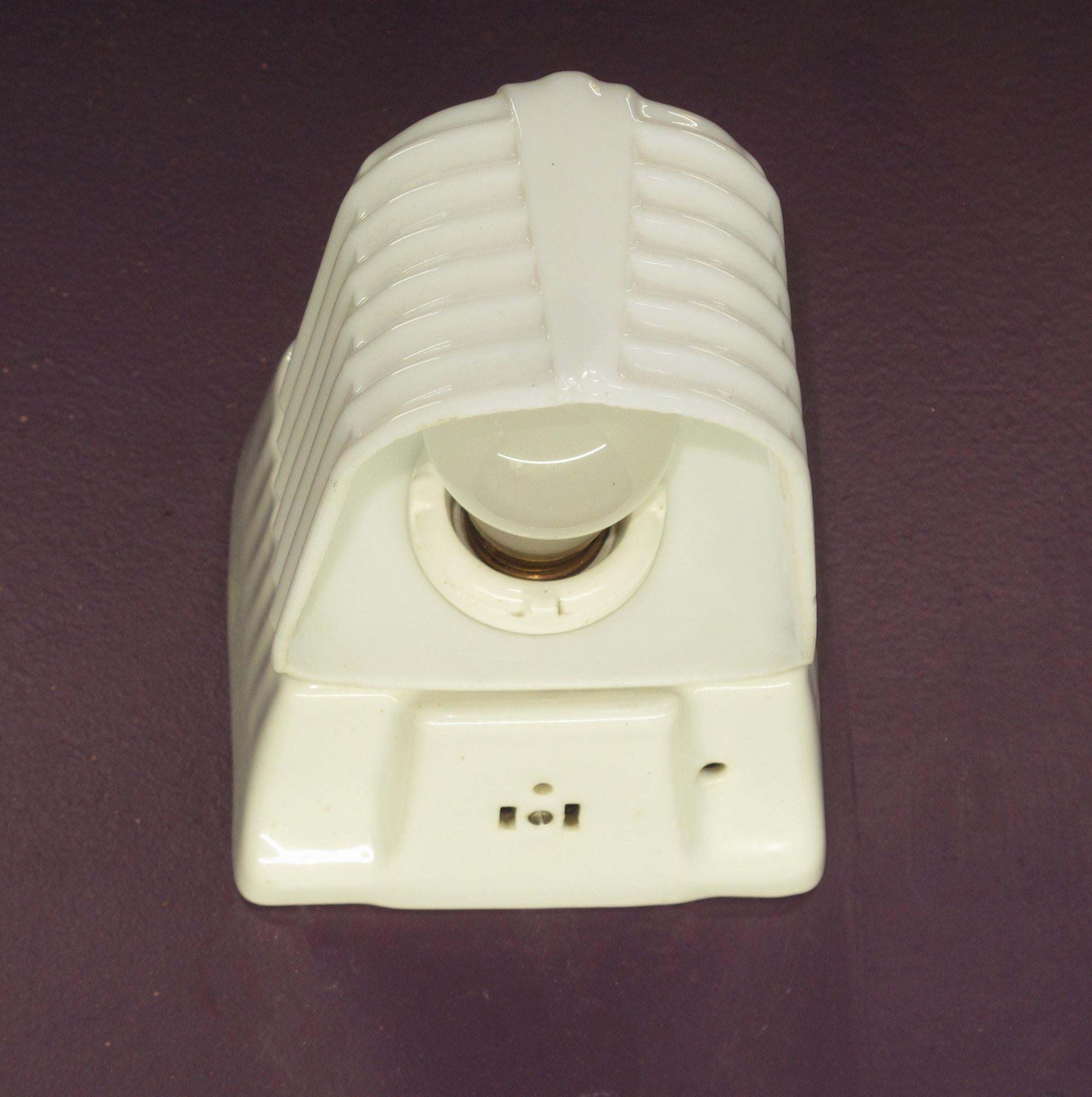 Americano Coppia di lampade da parete per il bagno vintage