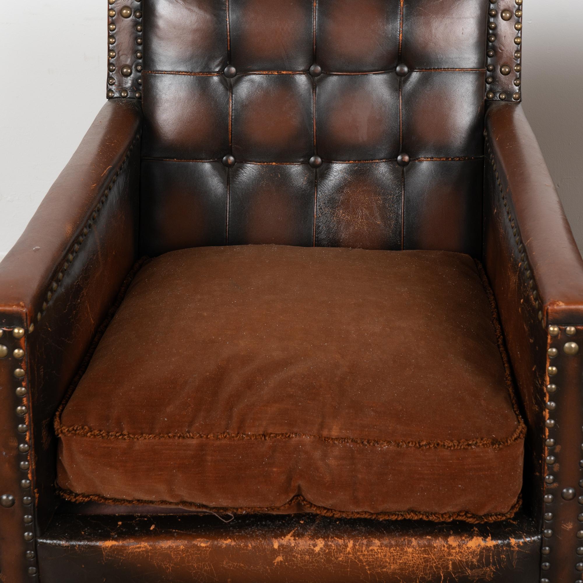 Pair, Vintage Brown Leather Arm Chairs, Denmark circa 1960 In Good Condition In Round Top, TX