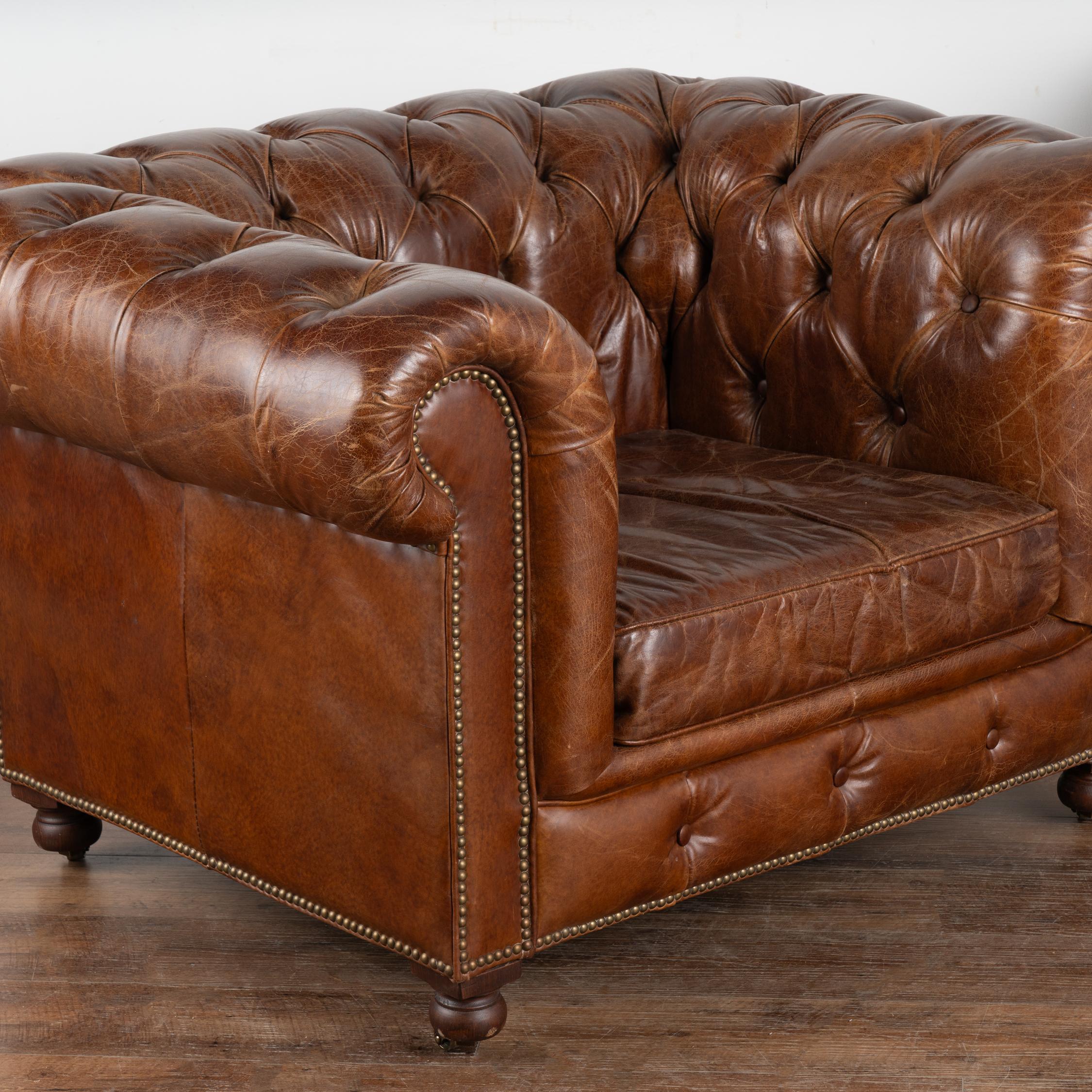 Pair, Vintage Brown Leather Chesterfield Club Arm Chairs, England circa 1970-80 In Good Condition In Round Top, TX