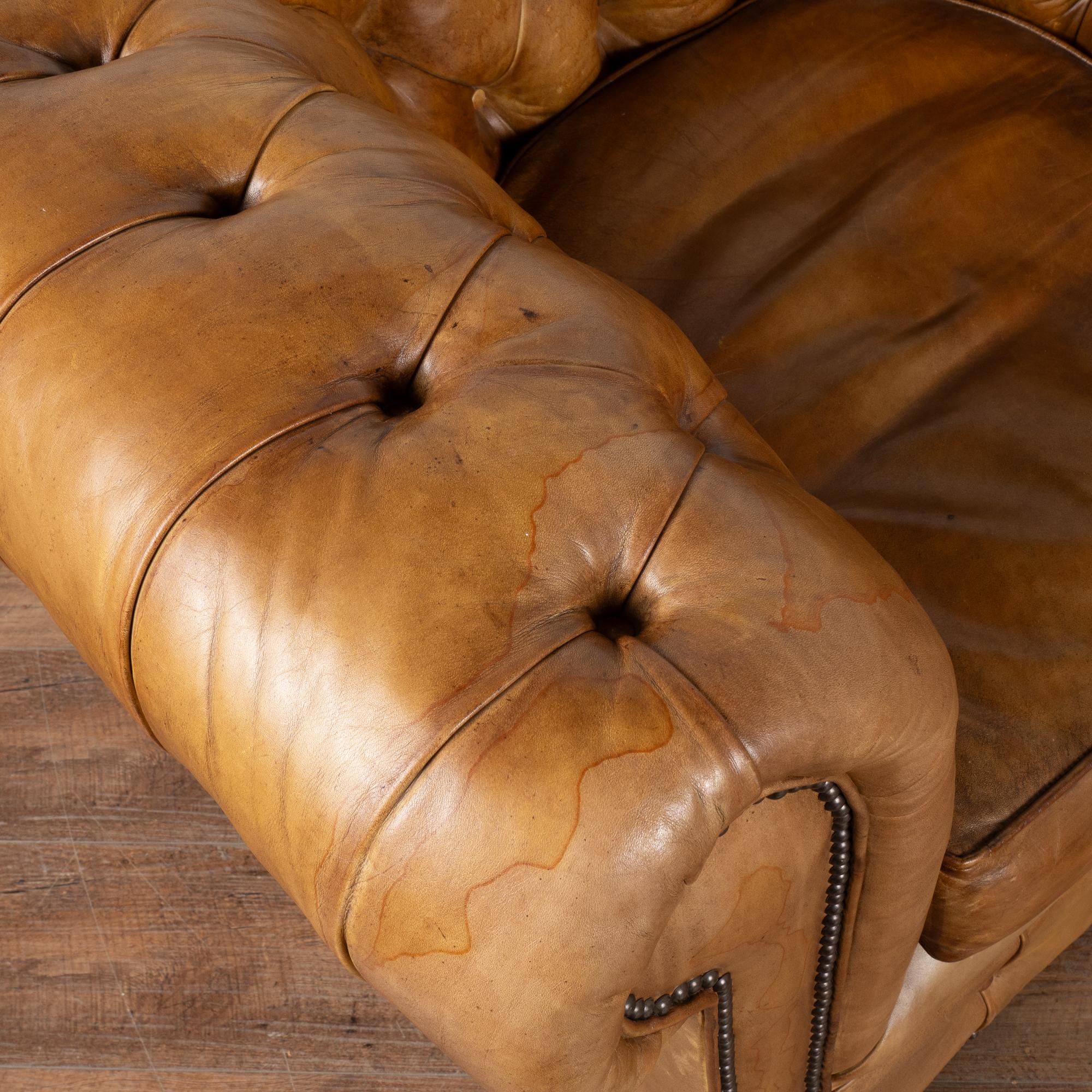 Paar, Vintage Chesterfield Club Chairs aus braunem Leder, England ca. 1960-80 im Angebot 3