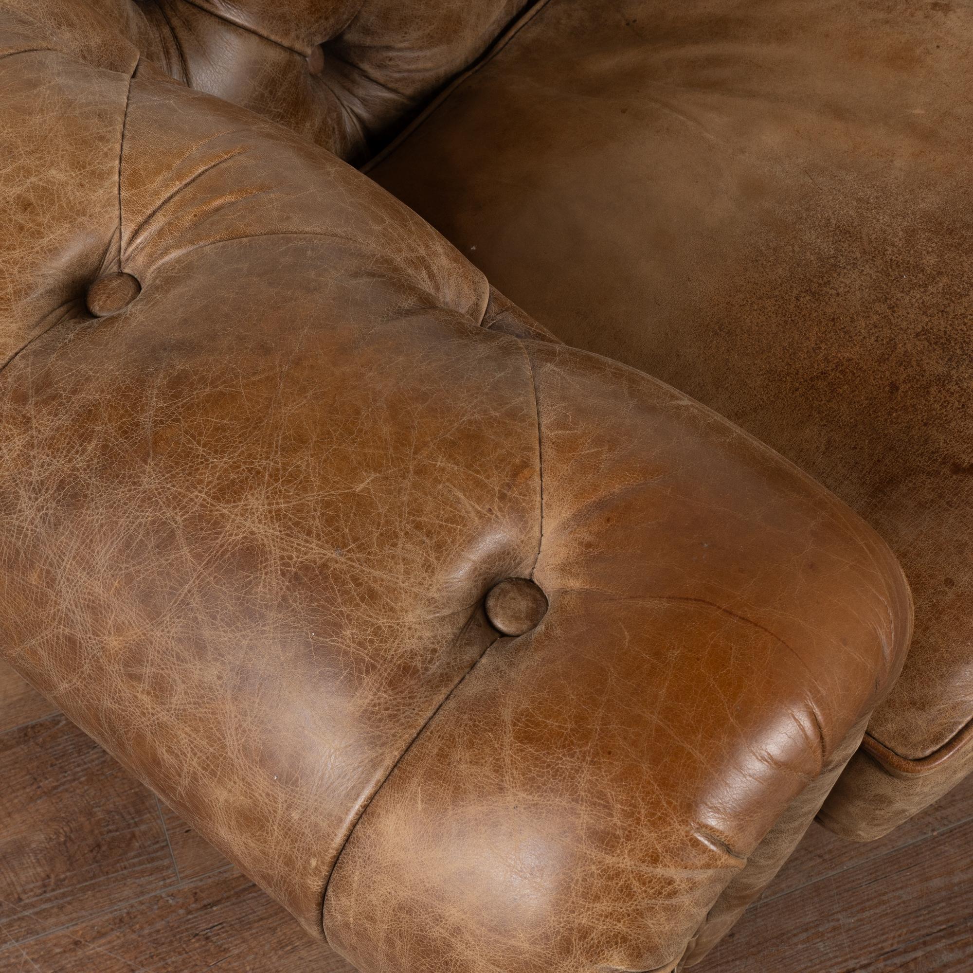 Paire de fauteuils club Chesterfield vintage en cuir Brown d'Angleterre, circa 1960-80 en vente 2