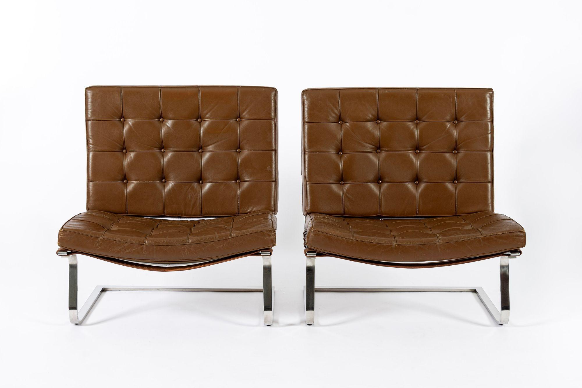 Paar braune Tugendhat Lounge Chairs von Mies van der Rohe für Knoll 1960er Jahre (amerikanisch) im Angebot
