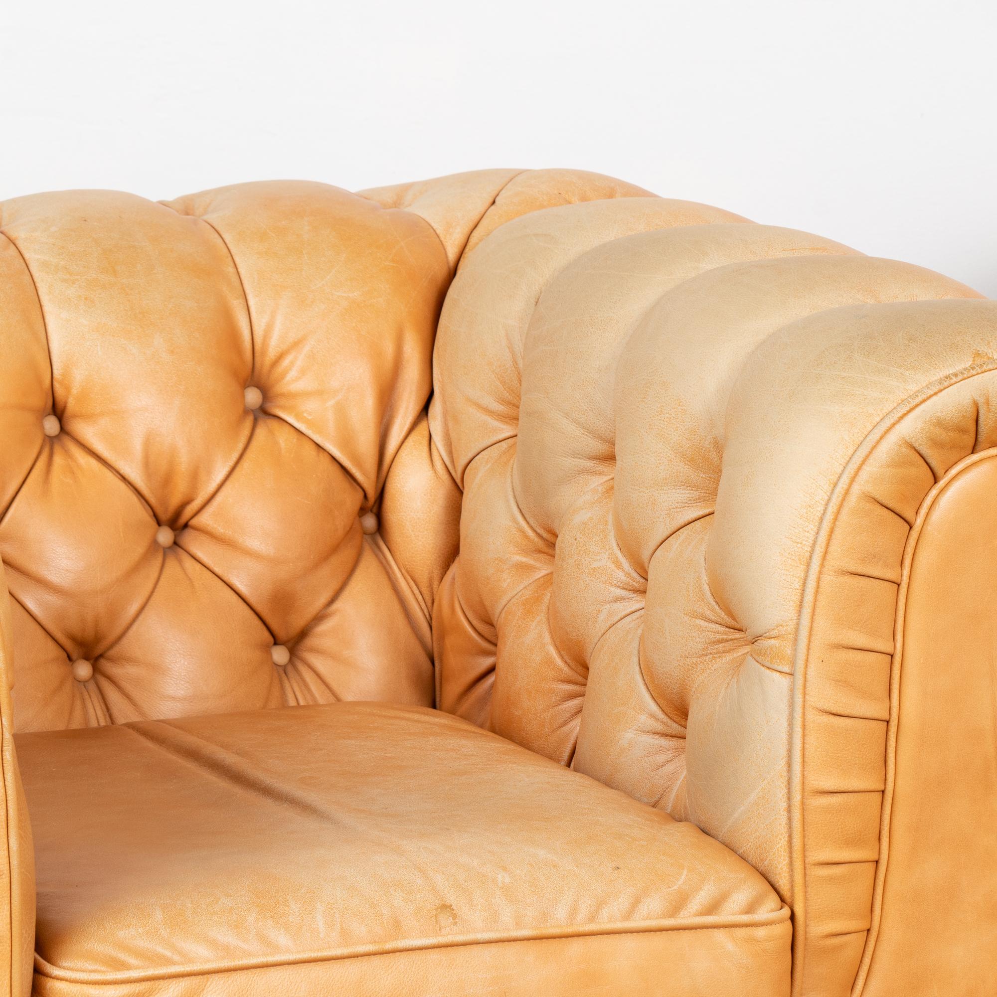 Pair, Vintage Camel Leather Chesterfield Club Armchairs, Denmark circa 1980 For Sale 3