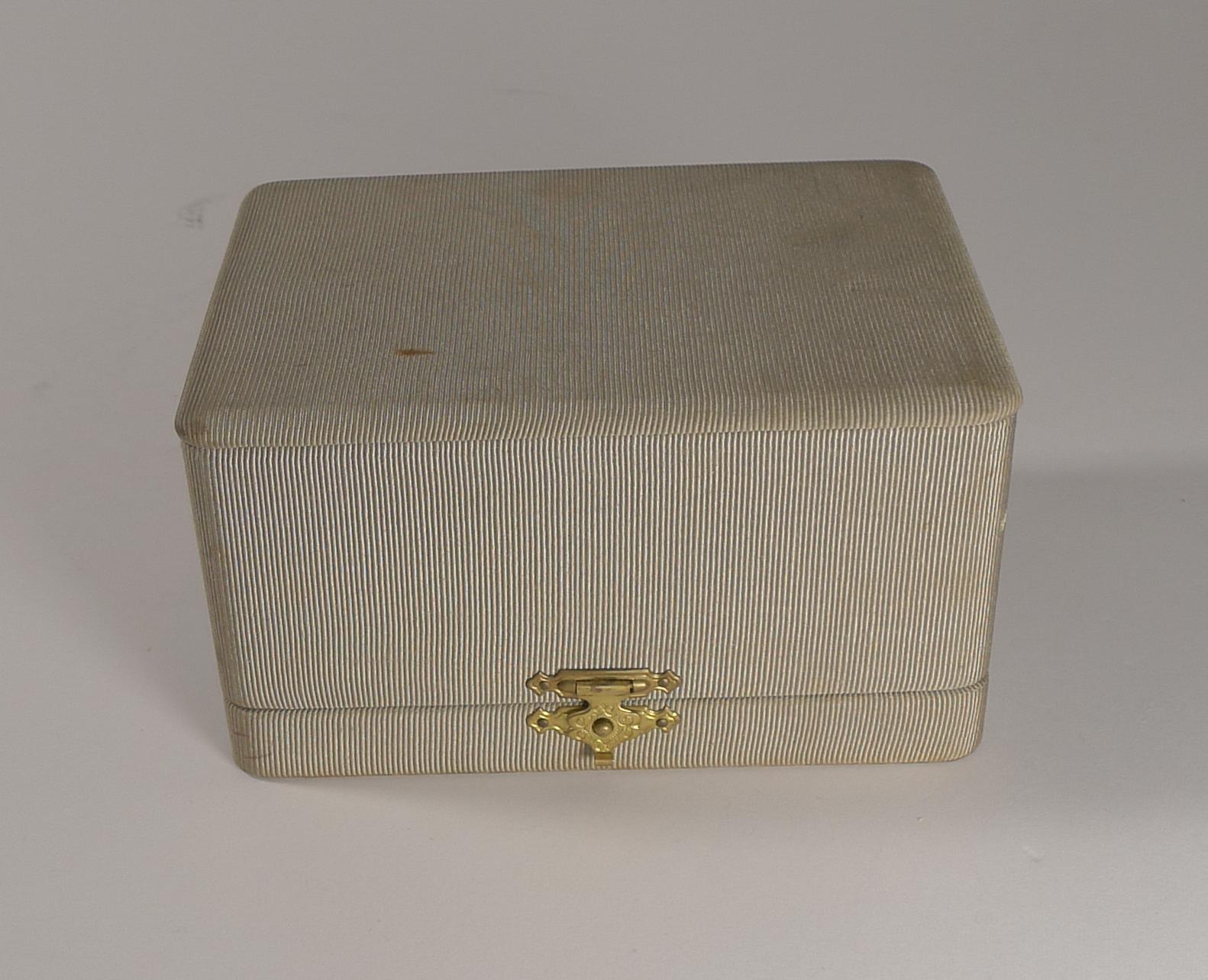 French Pair of Vintage Cased Horse Head Napkin Rings by Hermes, Paris