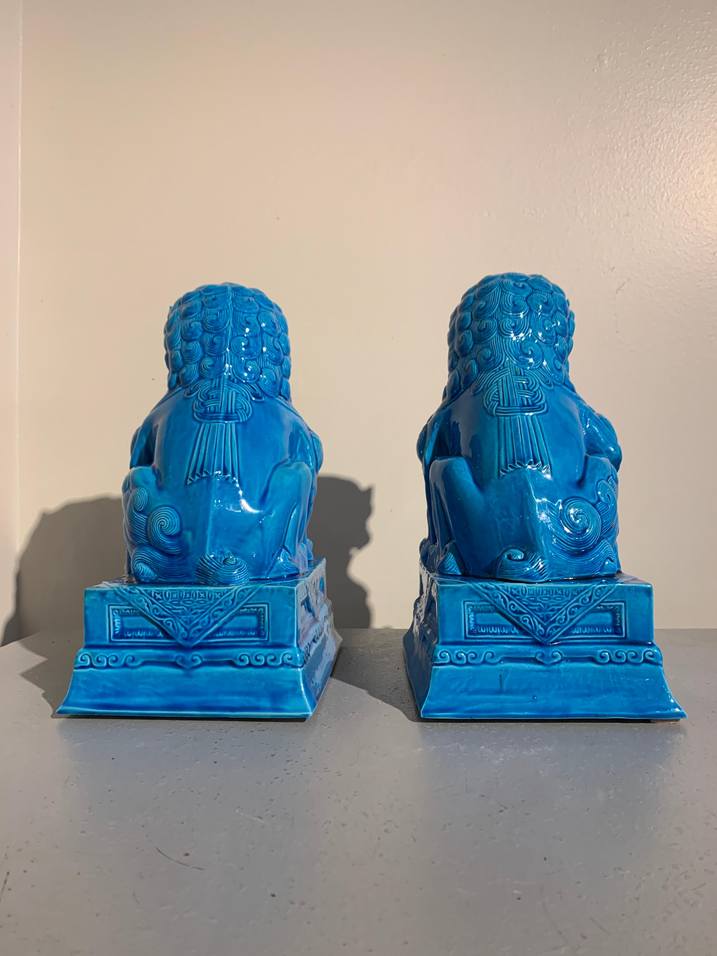 Pair of Vintage Chinese Turquoise Glazed Foo Lions, 1980s In Good Condition In Austin, TX
