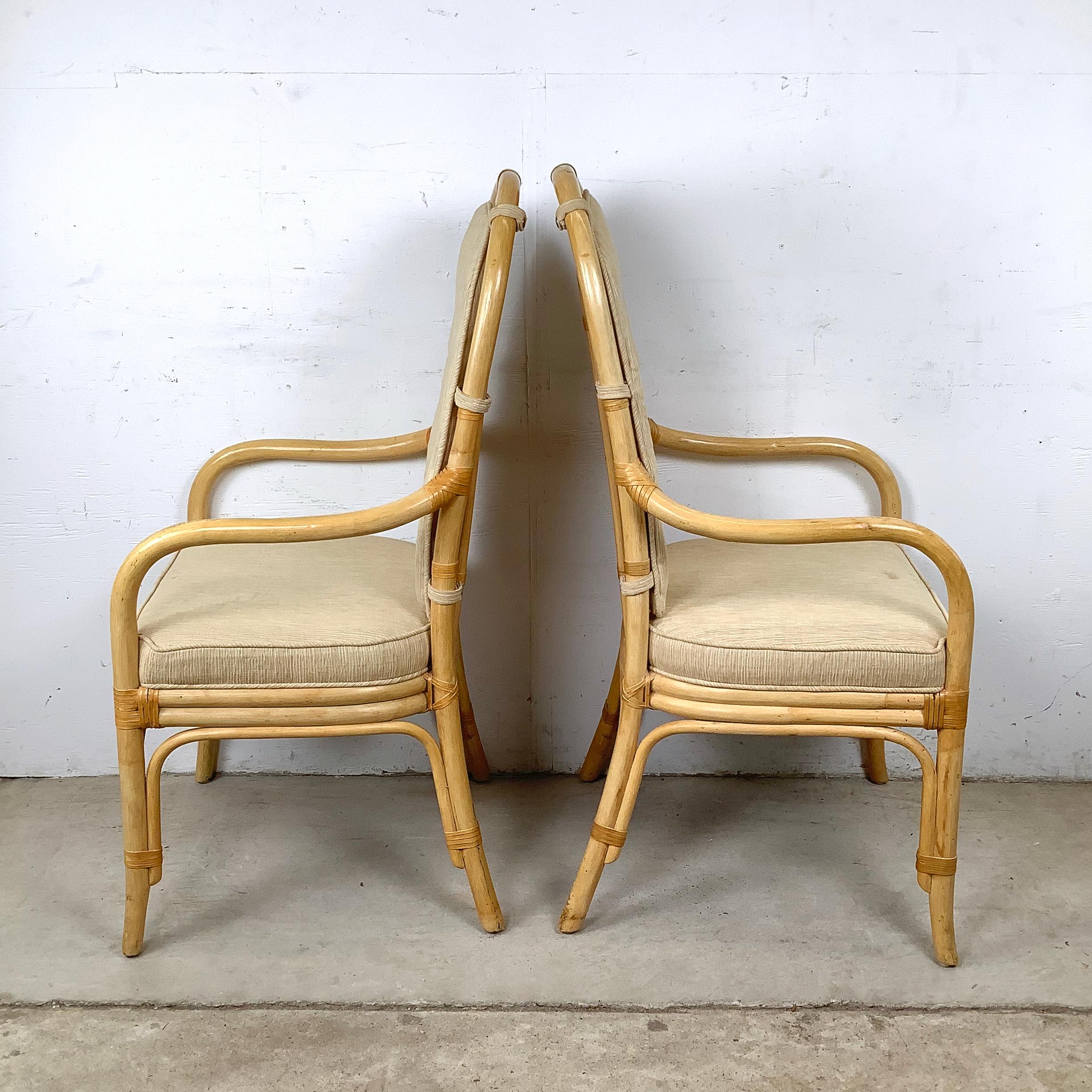 Autre Paire de fauteuils Vintage By en bambou à dossier haut par Henredon en vente