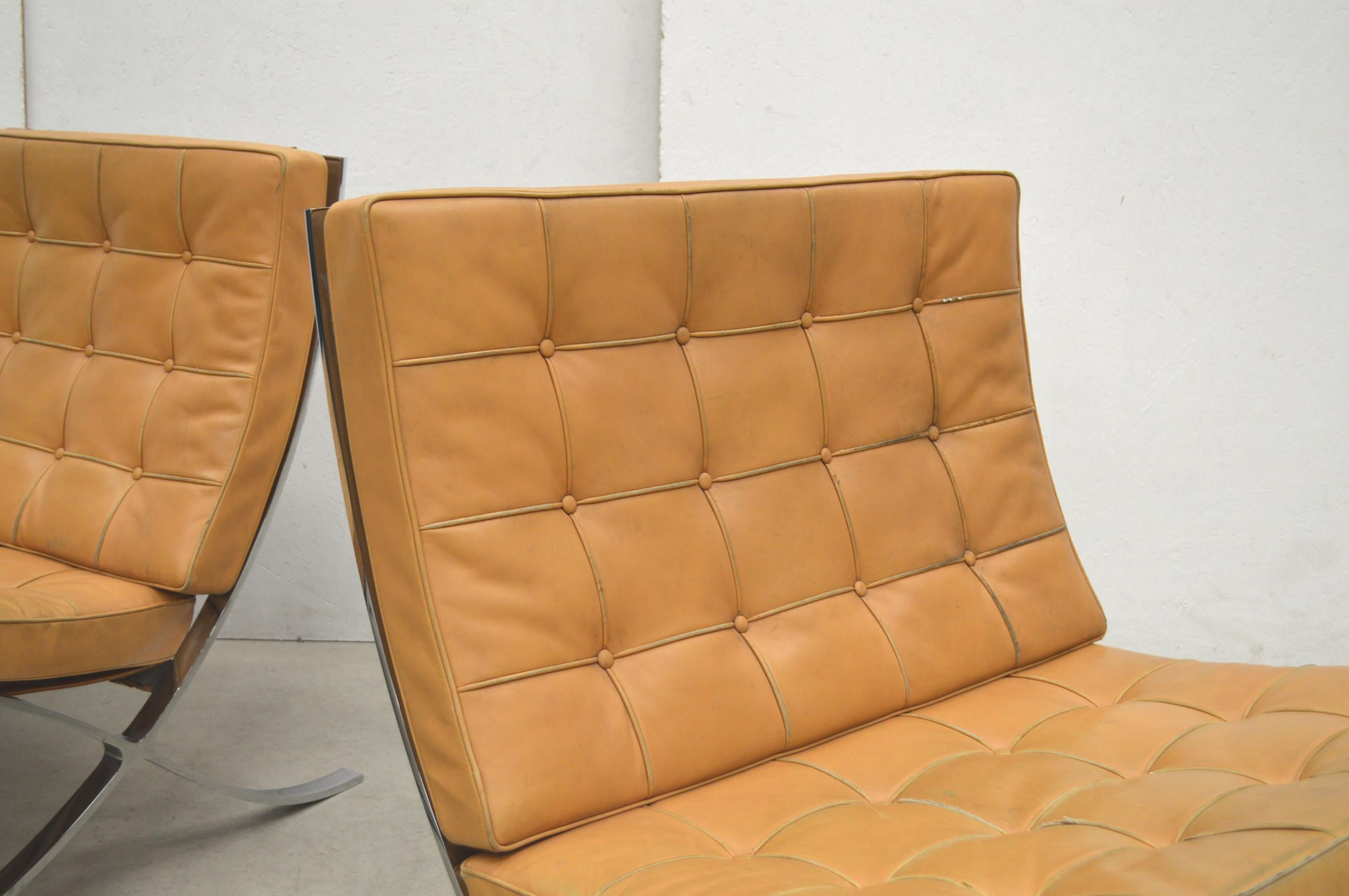 Pair Vintage Cognac Barcelona Chair by Mies van der Rohe Knoll 1970s In Good Condition In Aachen, NW