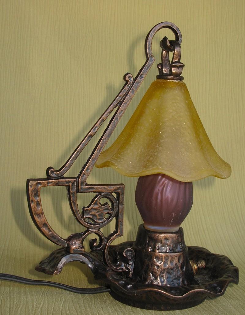 Pair Vintage Craftsman Arts & Crafts Table Lamps Restored In Good Condition For Sale In Prescott, US