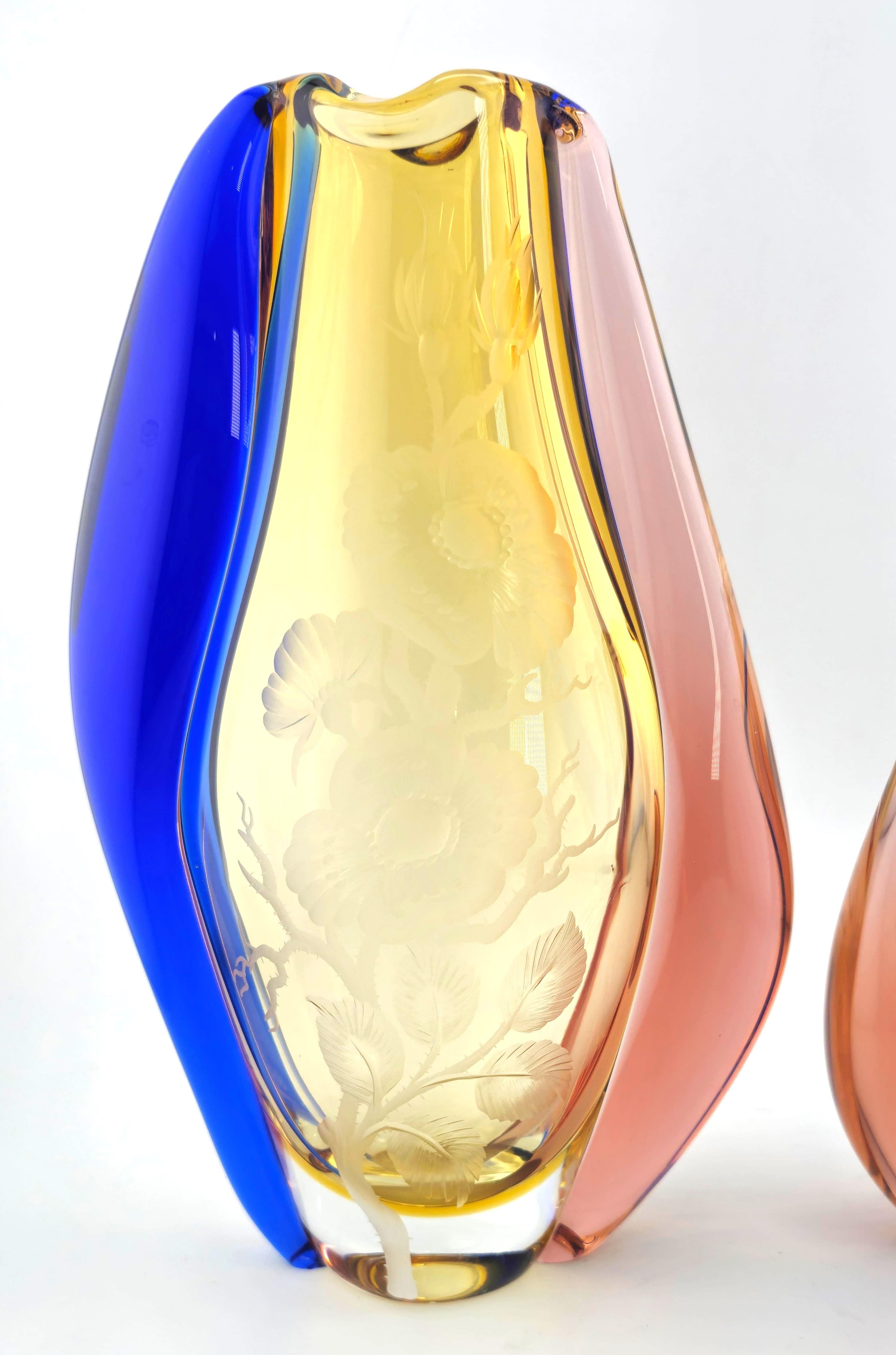 Pair Vintage Design Art Glass Vase Hana Machovska, 1960s Mstisov Glasswork Czech For Sale 11