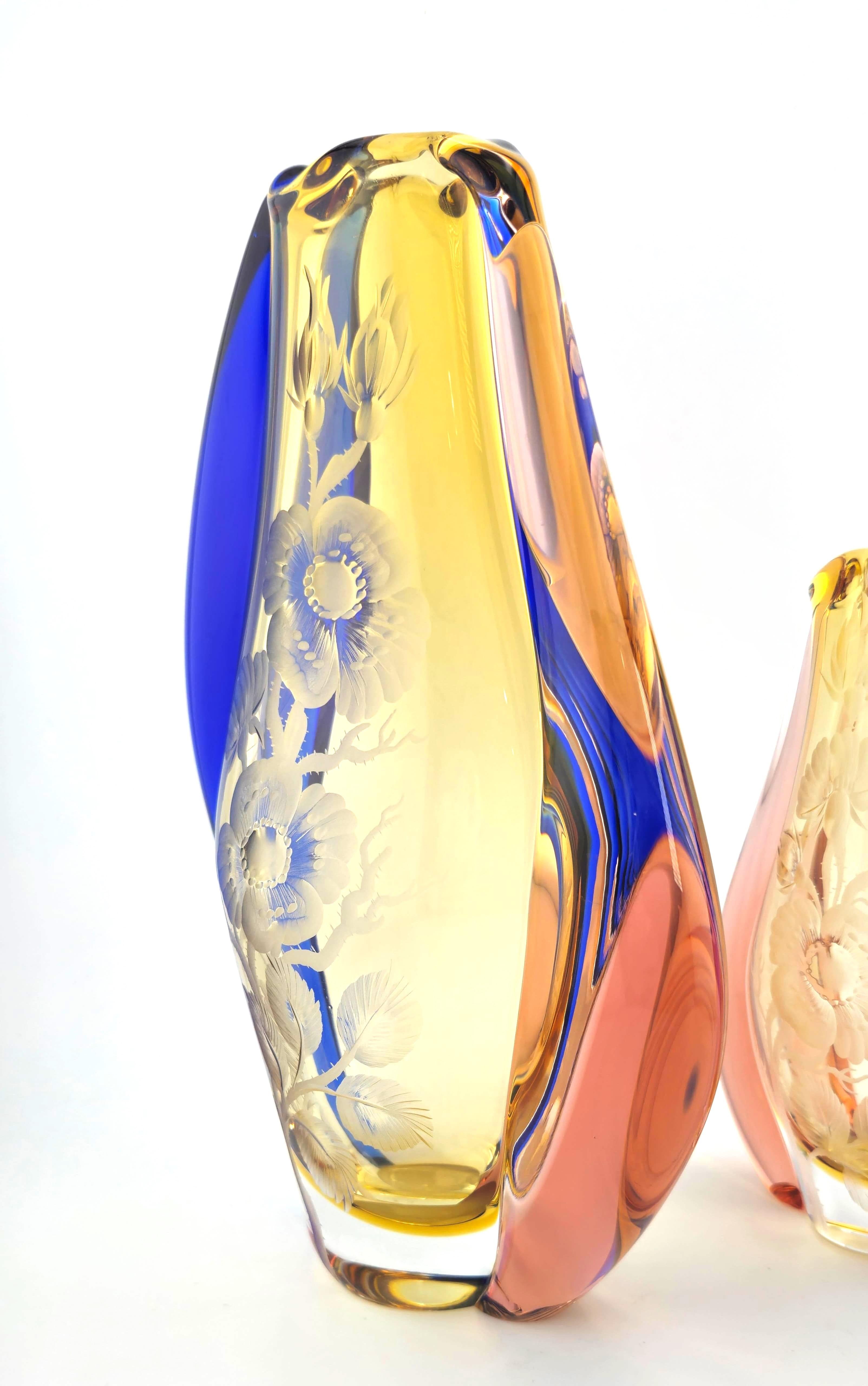 German Pair Vintage Design Art Glass Vase Hana Machovska, 1960s Mstisov Glasswork Czech For Sale