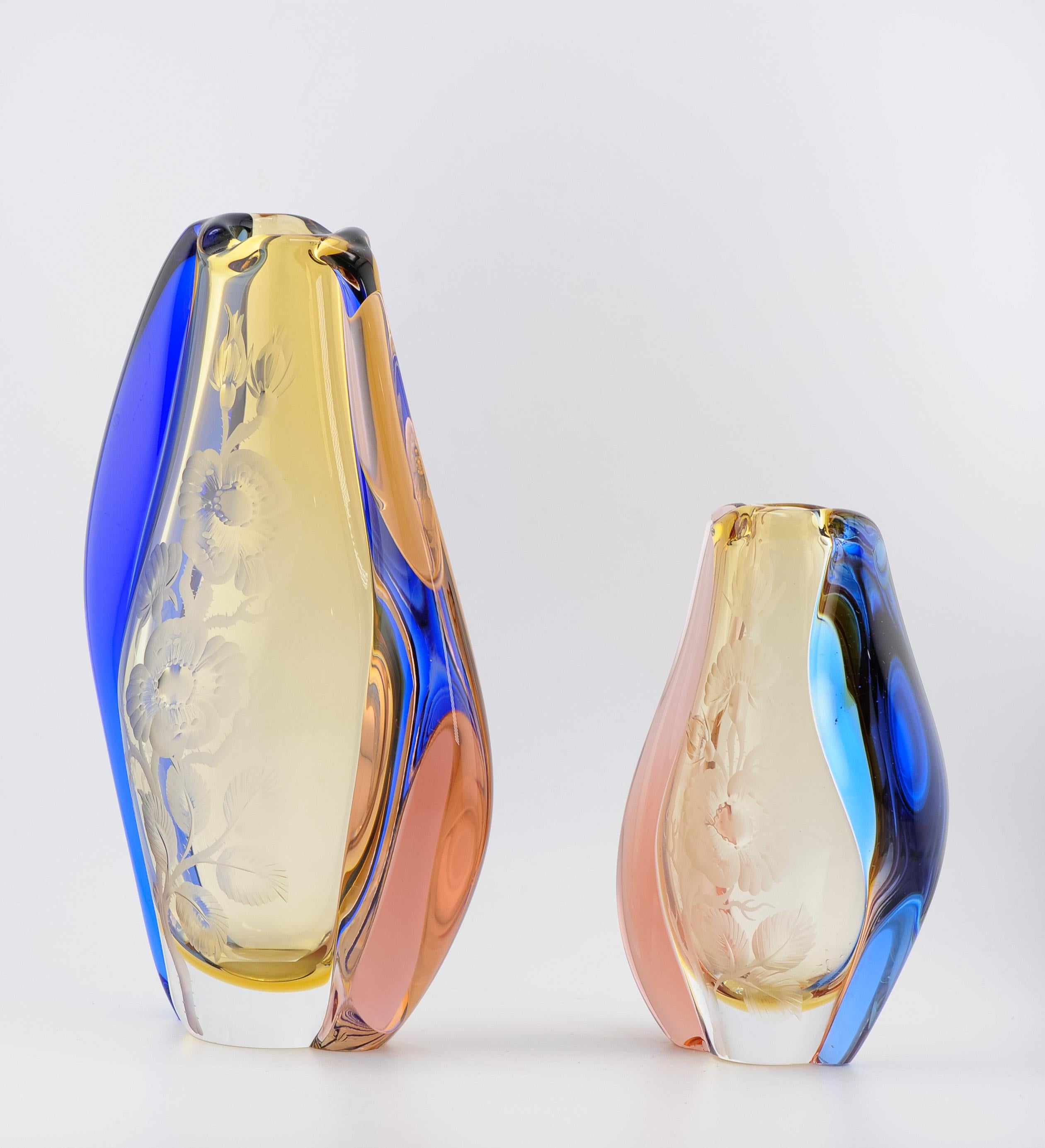 Pair Vintage Design Art Glass Vase Hana Machovska, 1960s Mstisov Glasswork Czech For Sale 3