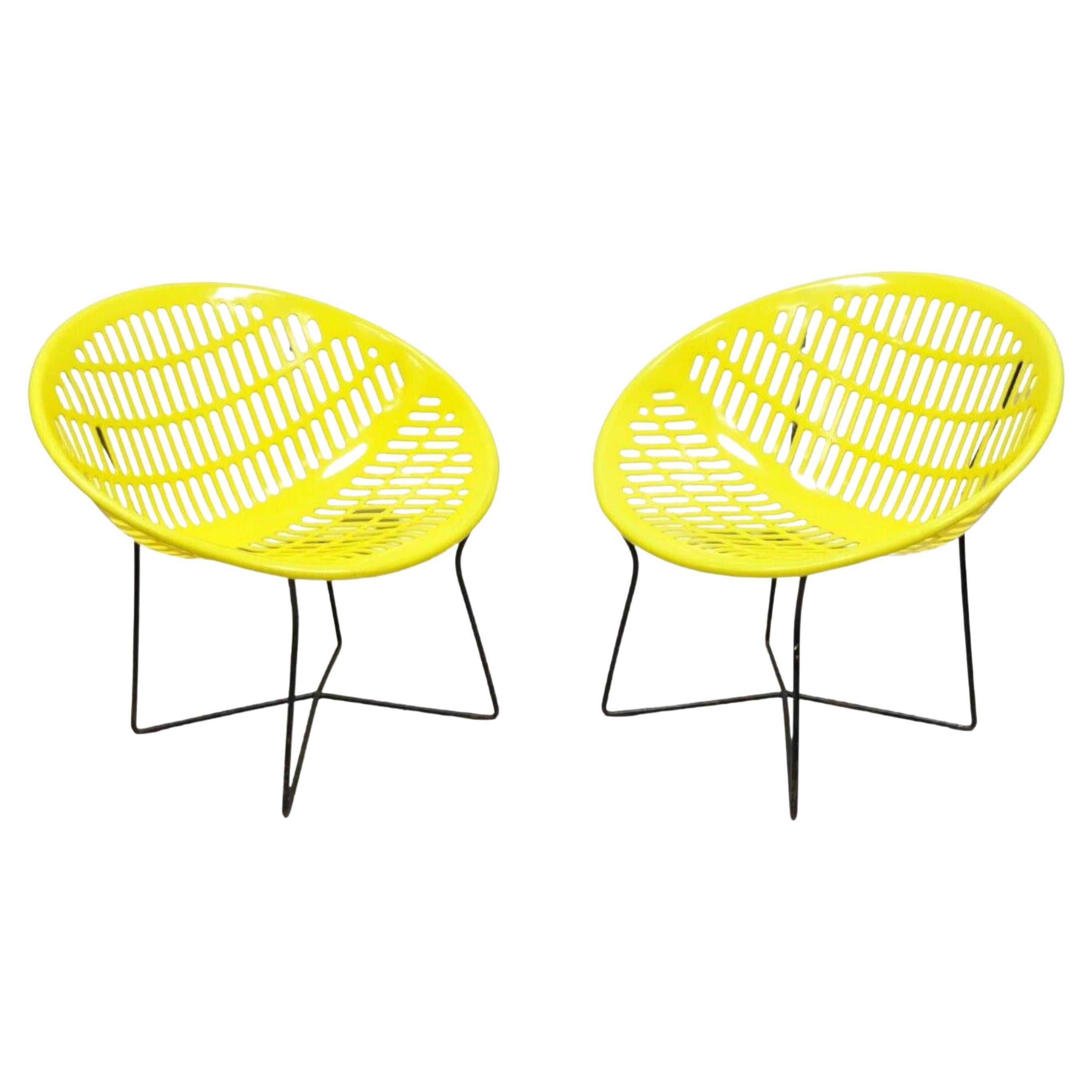 Pair Vintage Fabiano & Panzini Motel Solair Yellow Iron and Plastic Lounge Chair For Sale