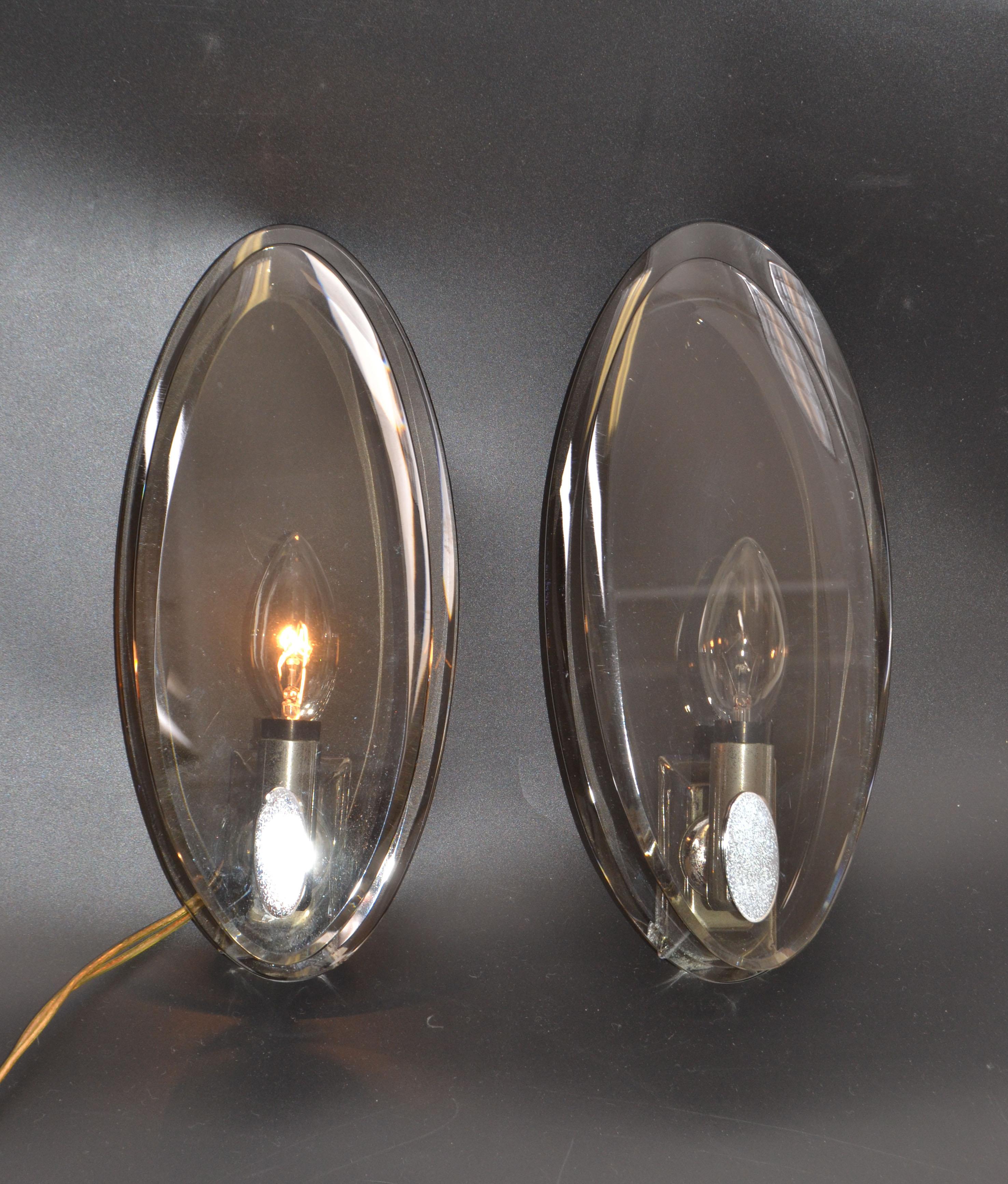 Pair, Vintage Fontana Arte Style Smoke Beveled Glass Sconces Wall Lights, Italy For Sale 4