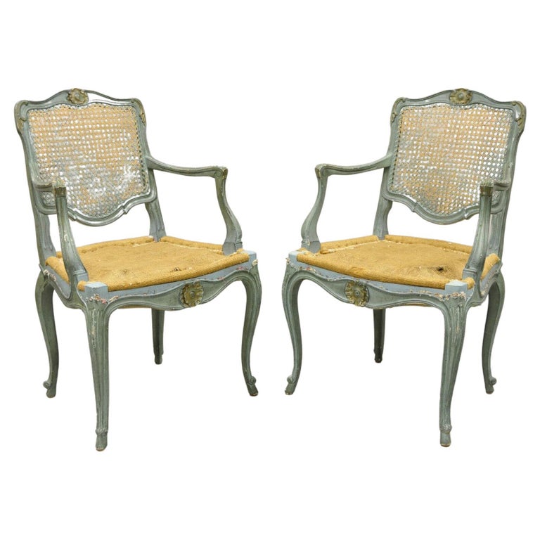 Paire De Fauteuils Louis XV Style Baroque – Bois De Hêtre Et Tissu Bleu – élégance Française