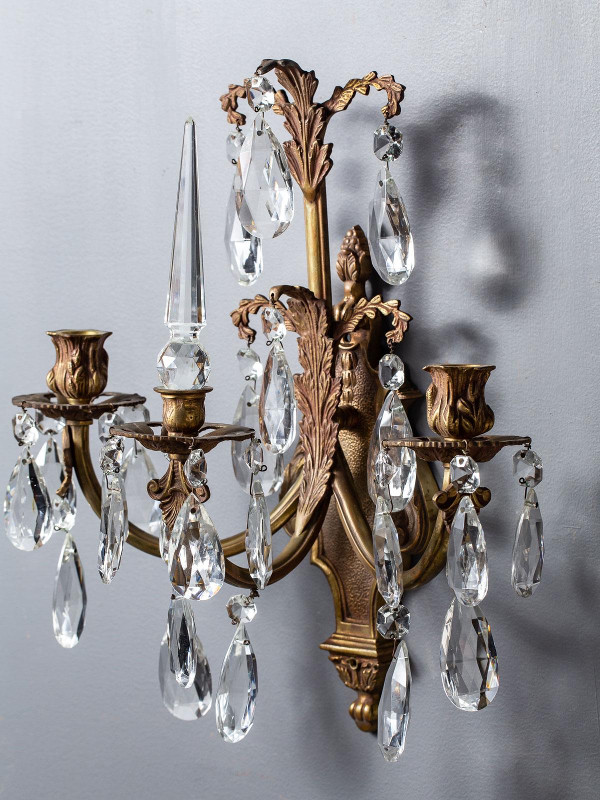 Pair of Vintage French Three-Arm Brass Crystal Sconces circa 1940 Poignards In Good Condition In Houston, TX