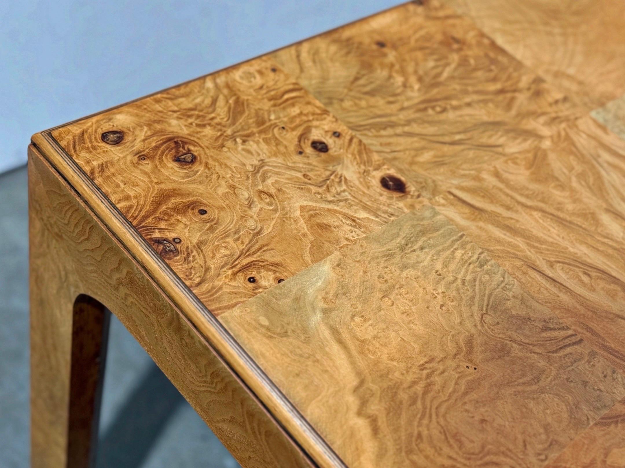 Pair Vintage Henedon Scene Two Burl End Tables - Parsons Style Midcentury Modern In Good Condition In Decatur, GA