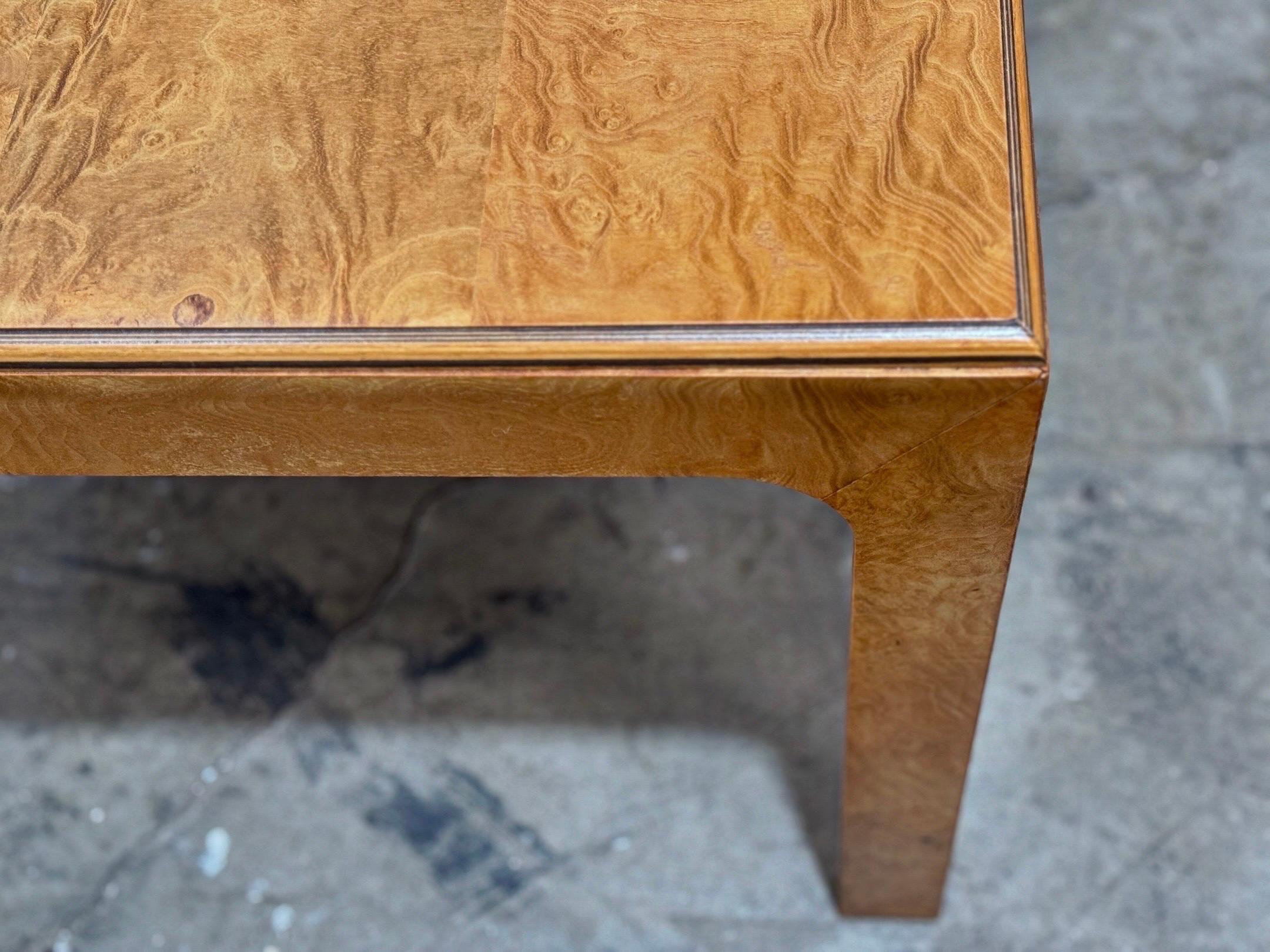 Late 20th Century Pair Vintage Henedon Scene Two Burl End Tables - Parsons Style Midcentury Modern