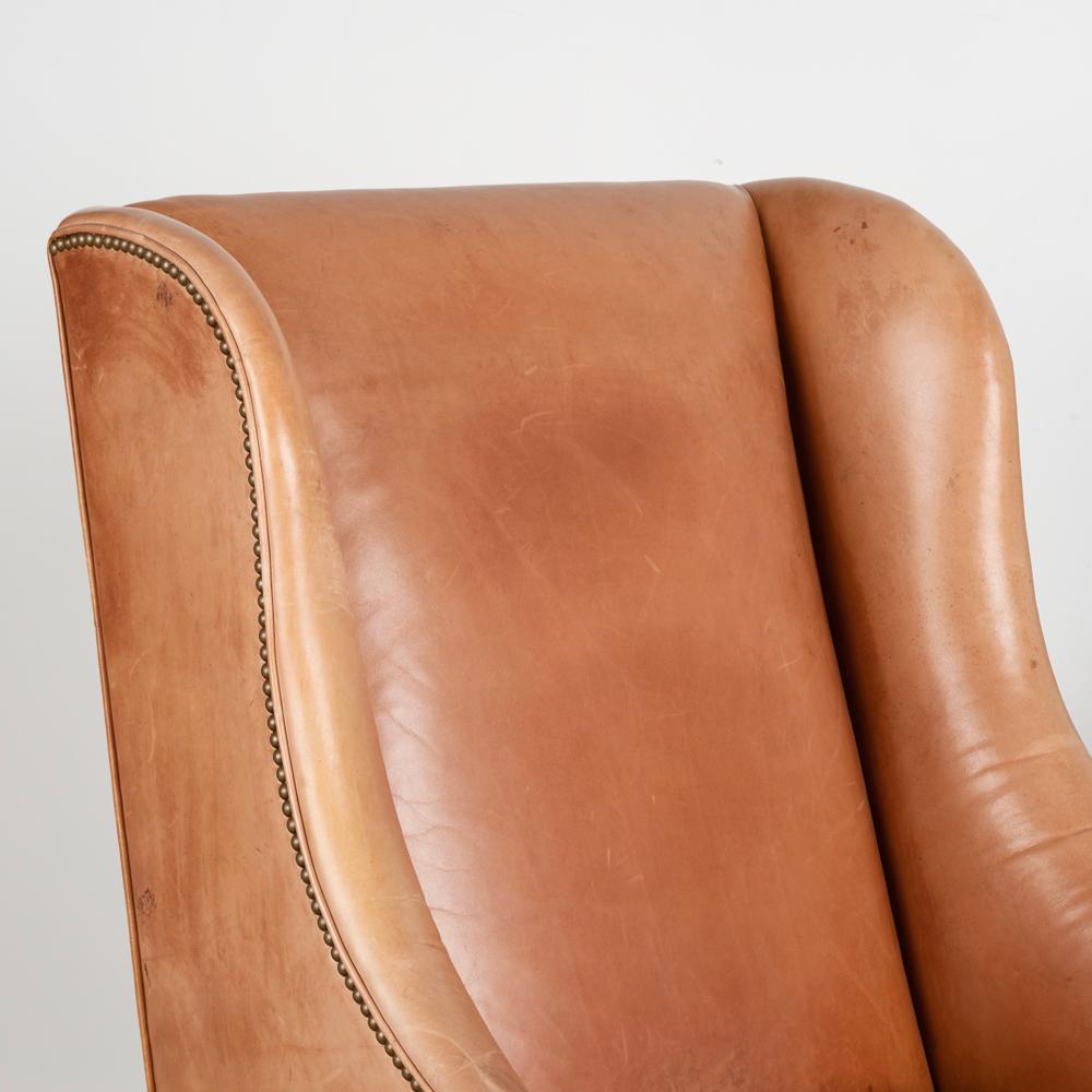 Pair of Vintage Henredon Brown Leather Wingback Armchairs, USA, circa 1970 1