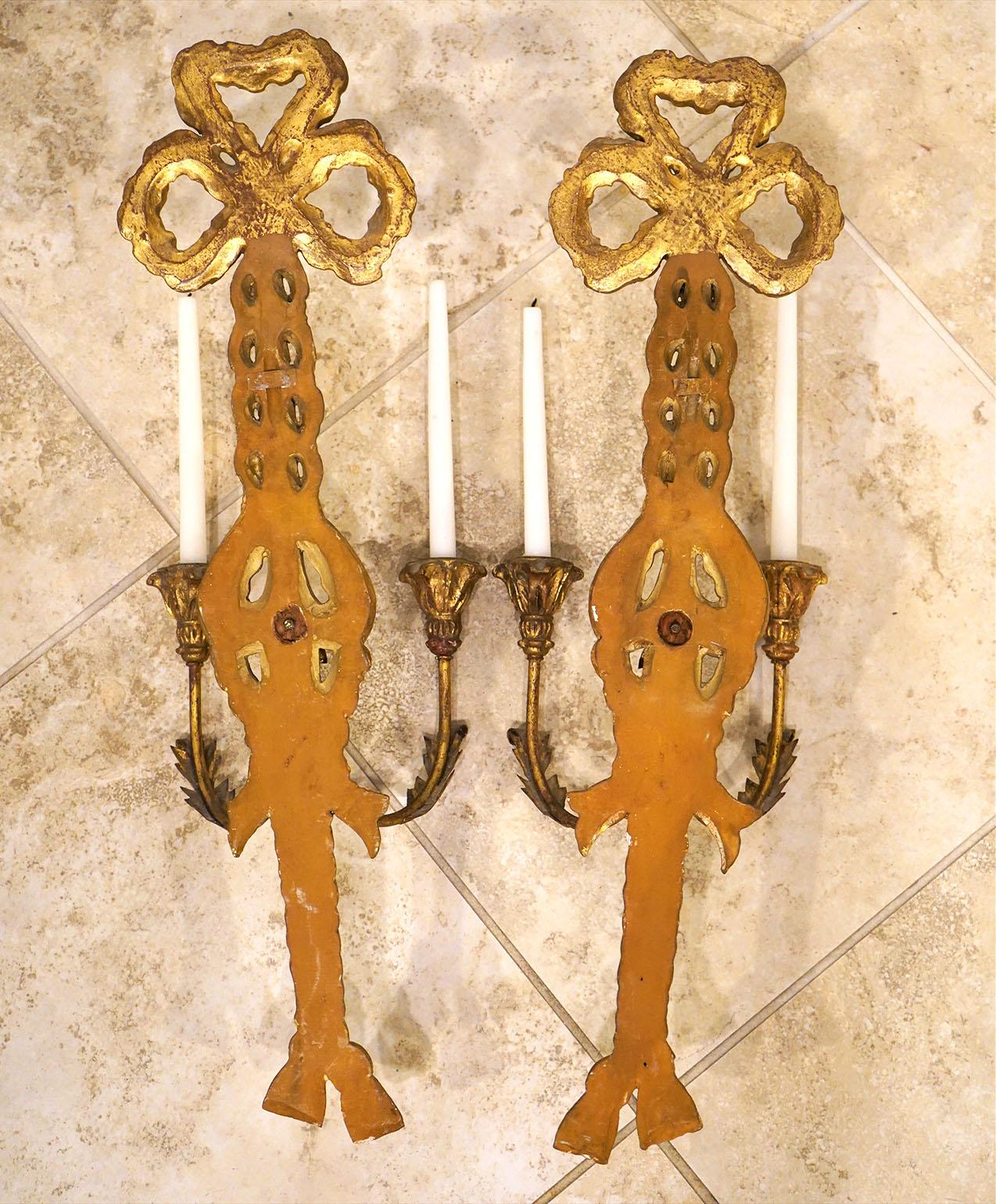 Pair Vintage Italian Carved Wood and Gilt Wall Sconces 3