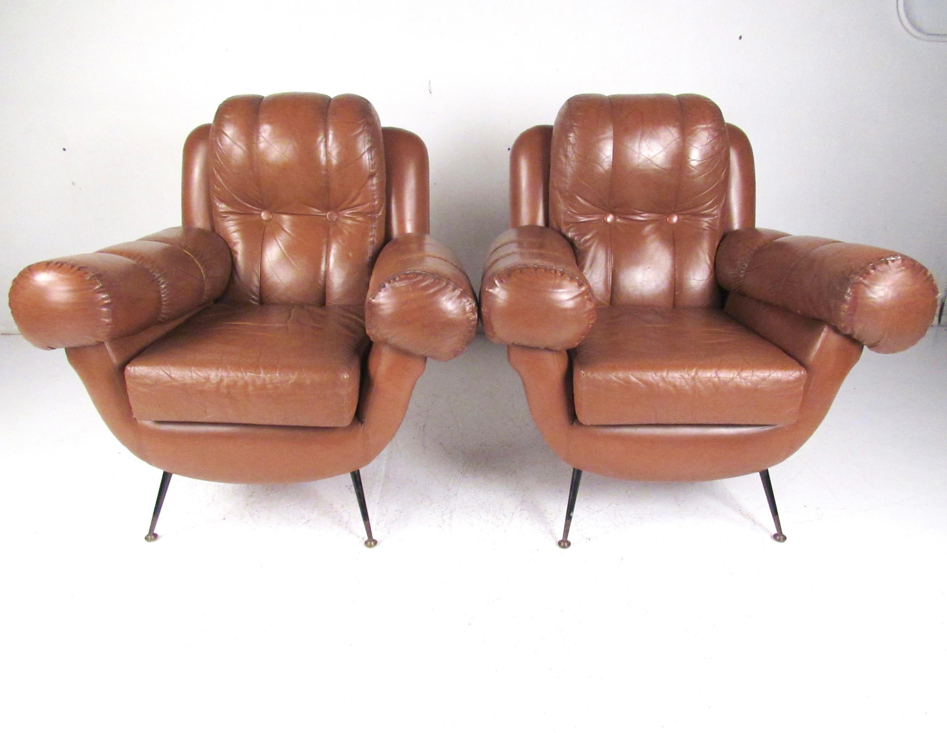 Mid-Century Modern Paire de fauteuils club en cuir vintage d'après Gigi Radice